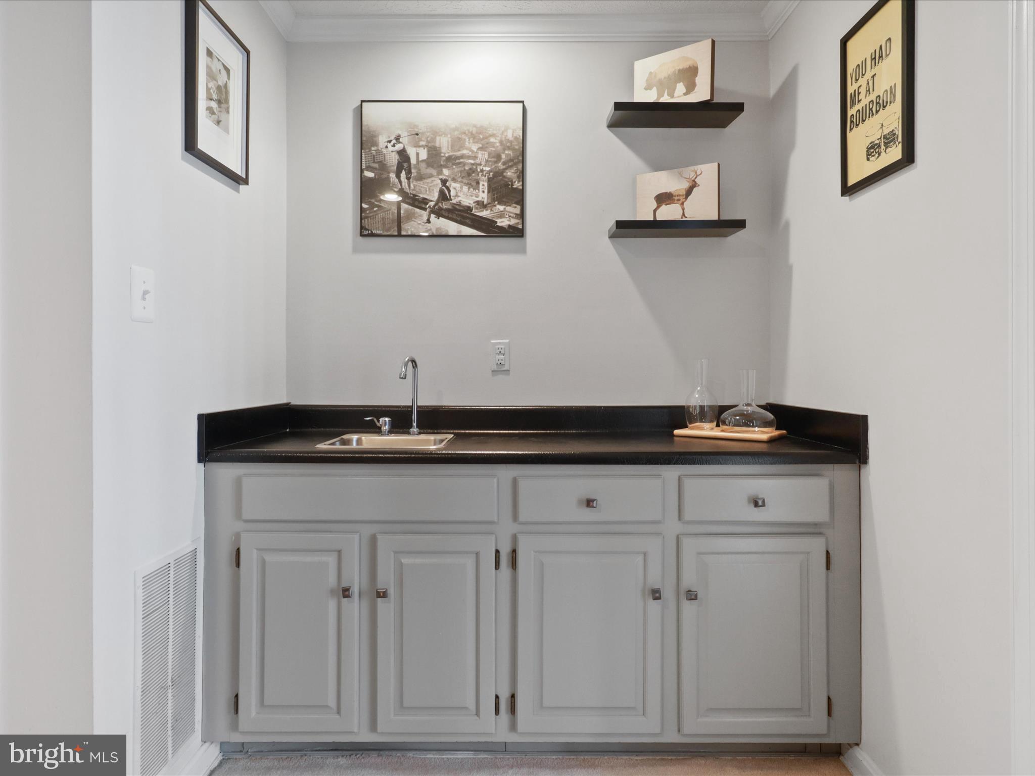 HOLLOWS - Residential