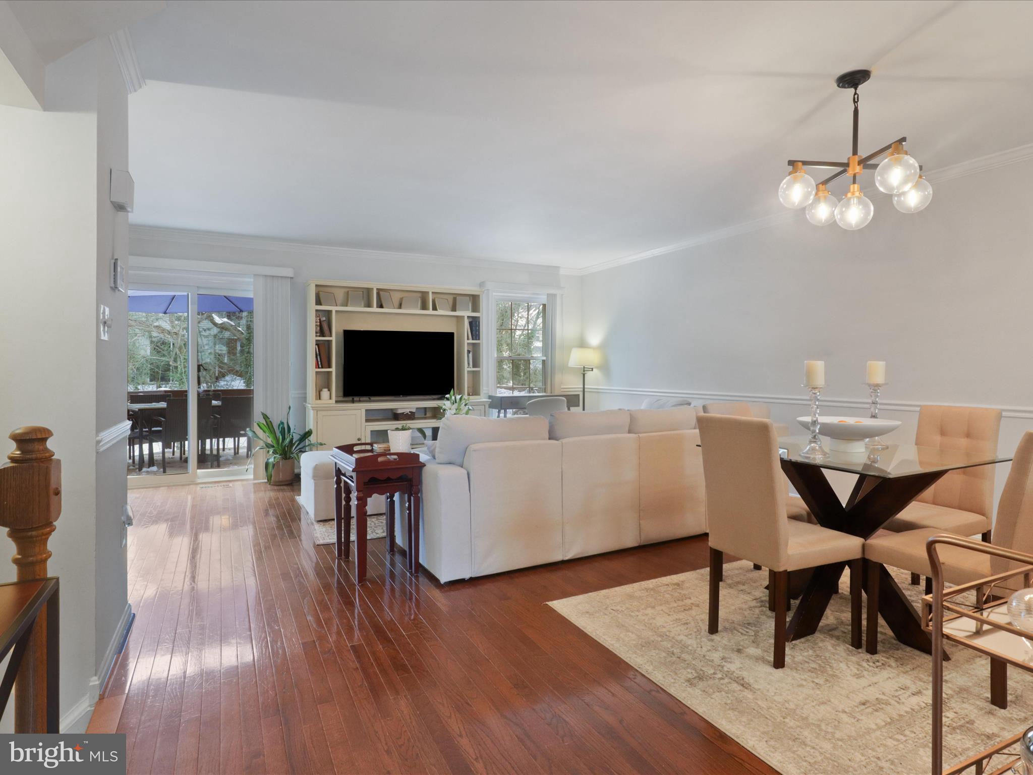 HOLLOWS - Residential