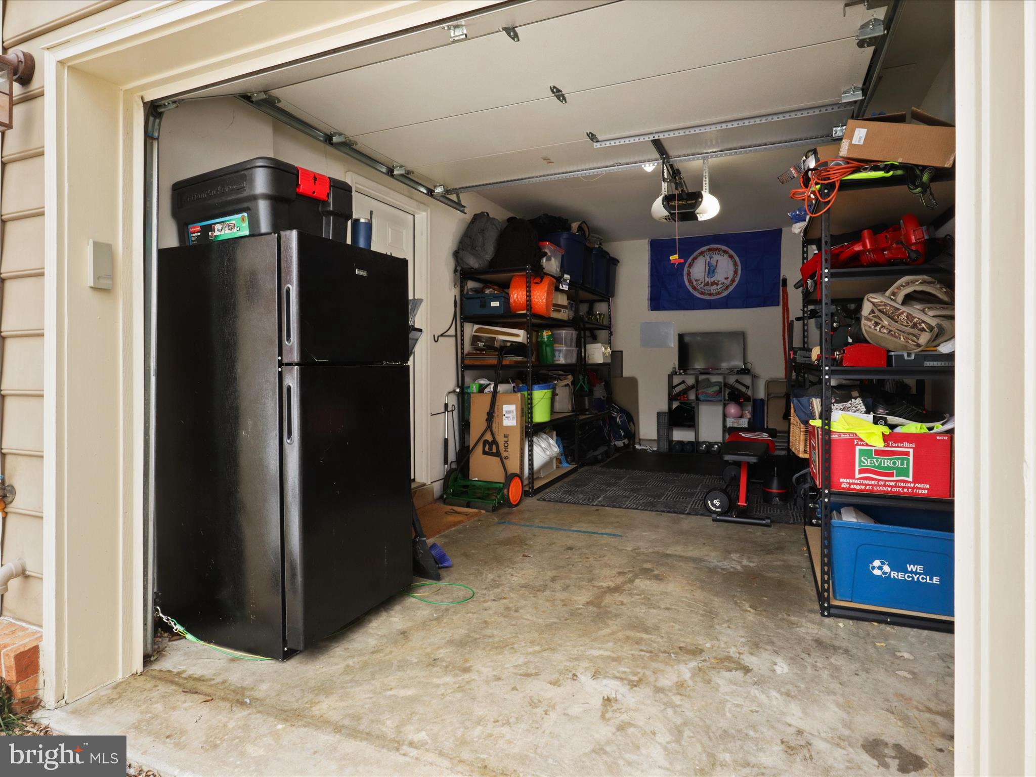 HOLLOWS - Residential