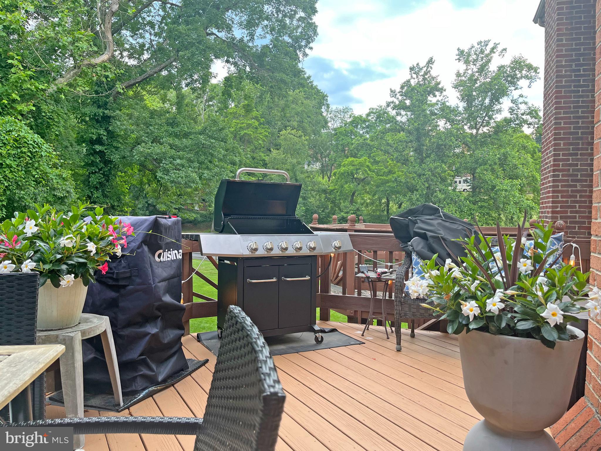 HOLLOWS - Residential