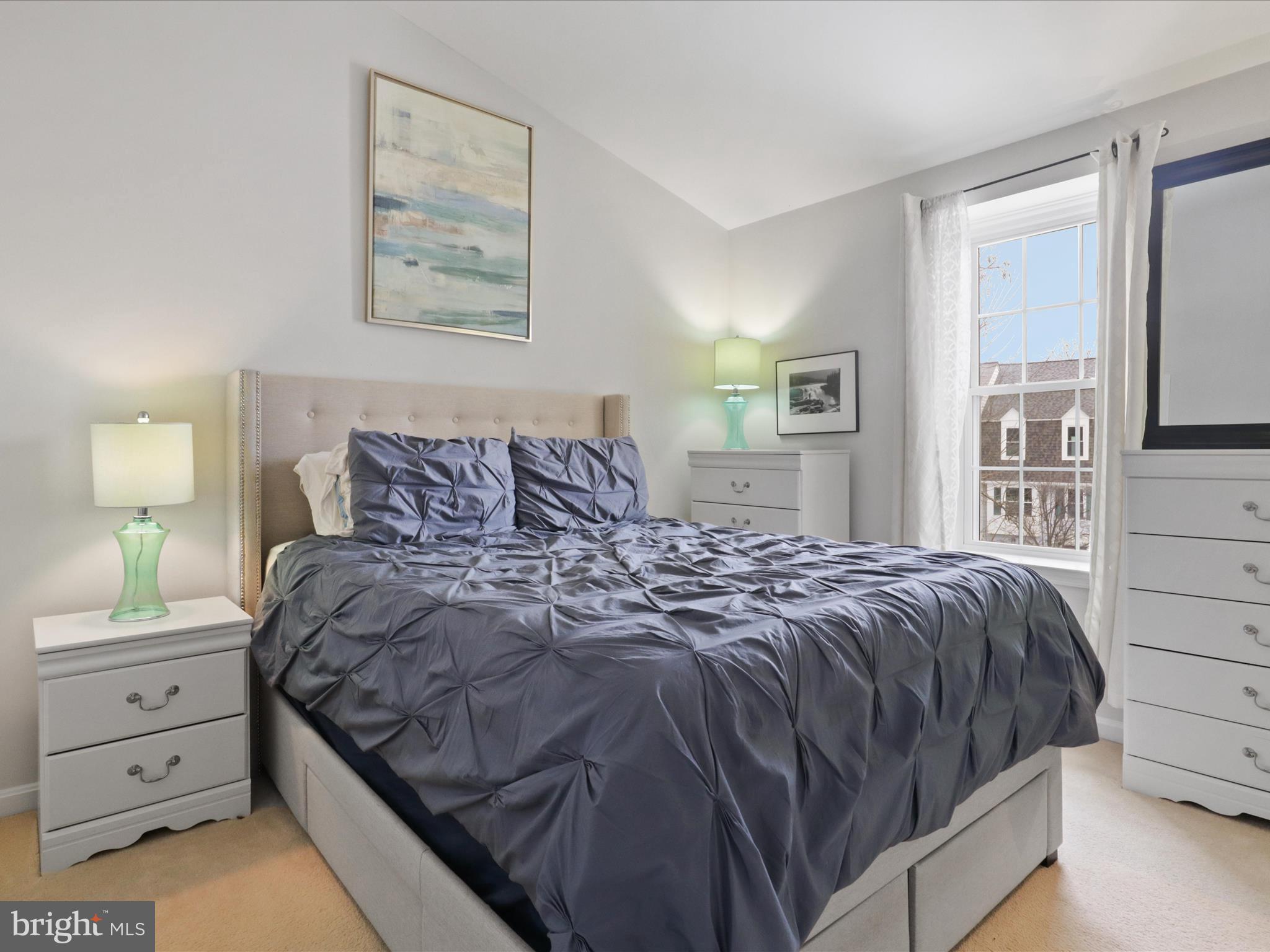 HOLLOWS - Residential