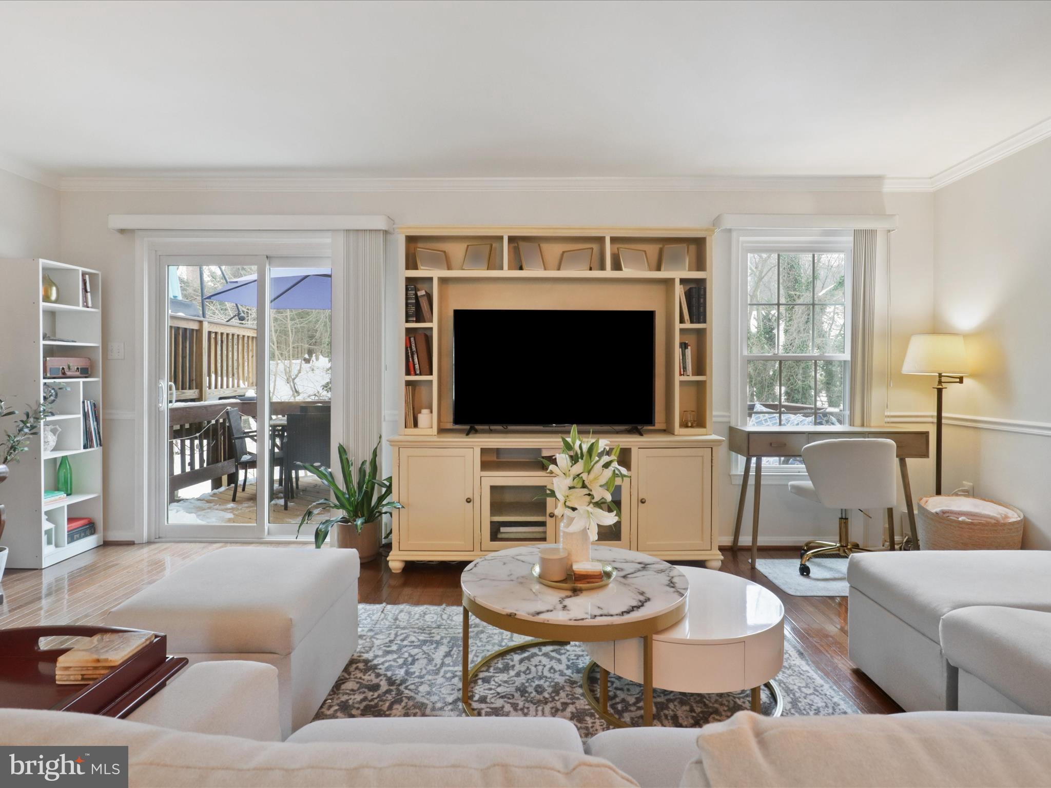 HOLLOWS - Residential