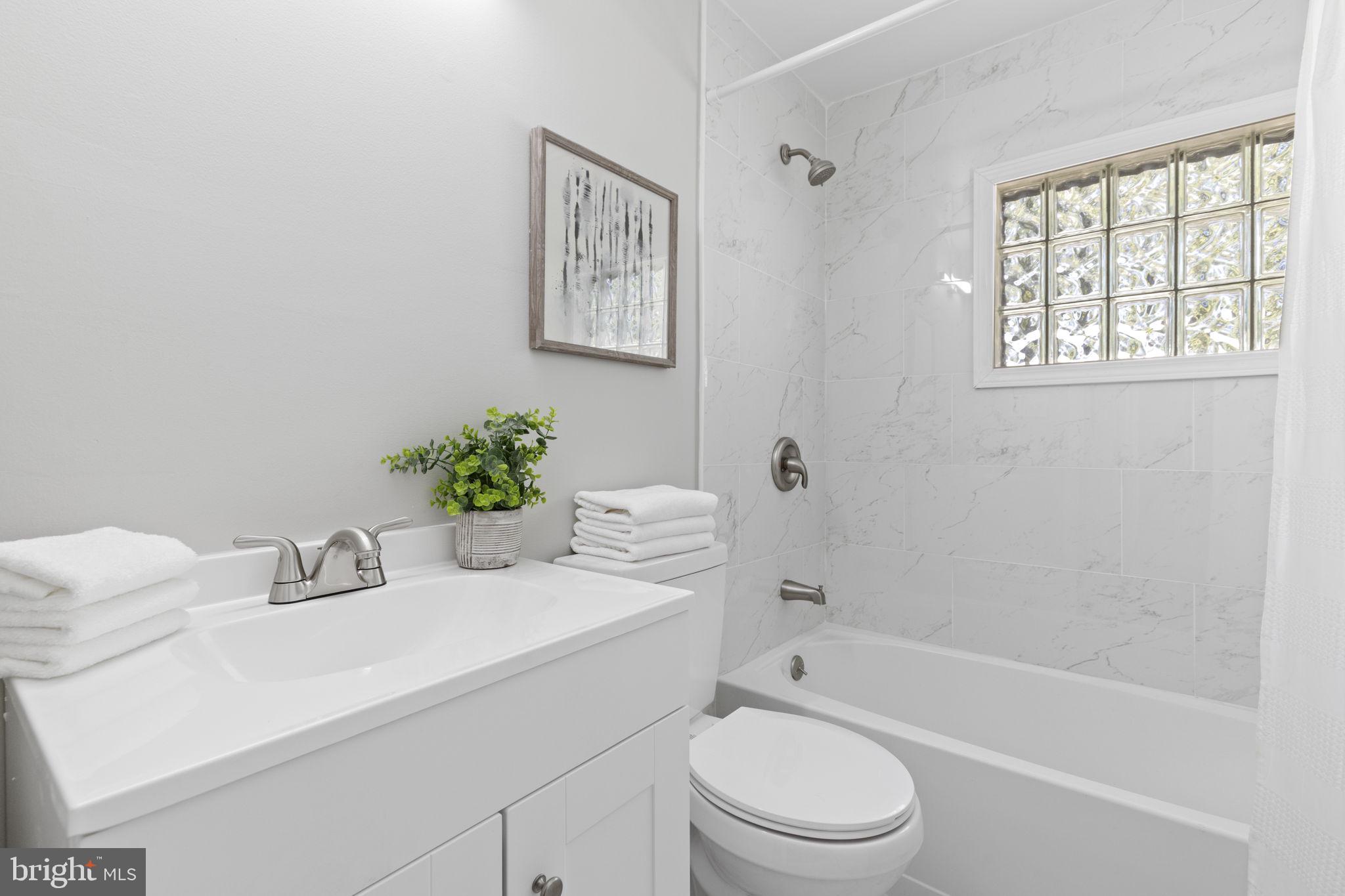 GLEN GARDENS - Residential