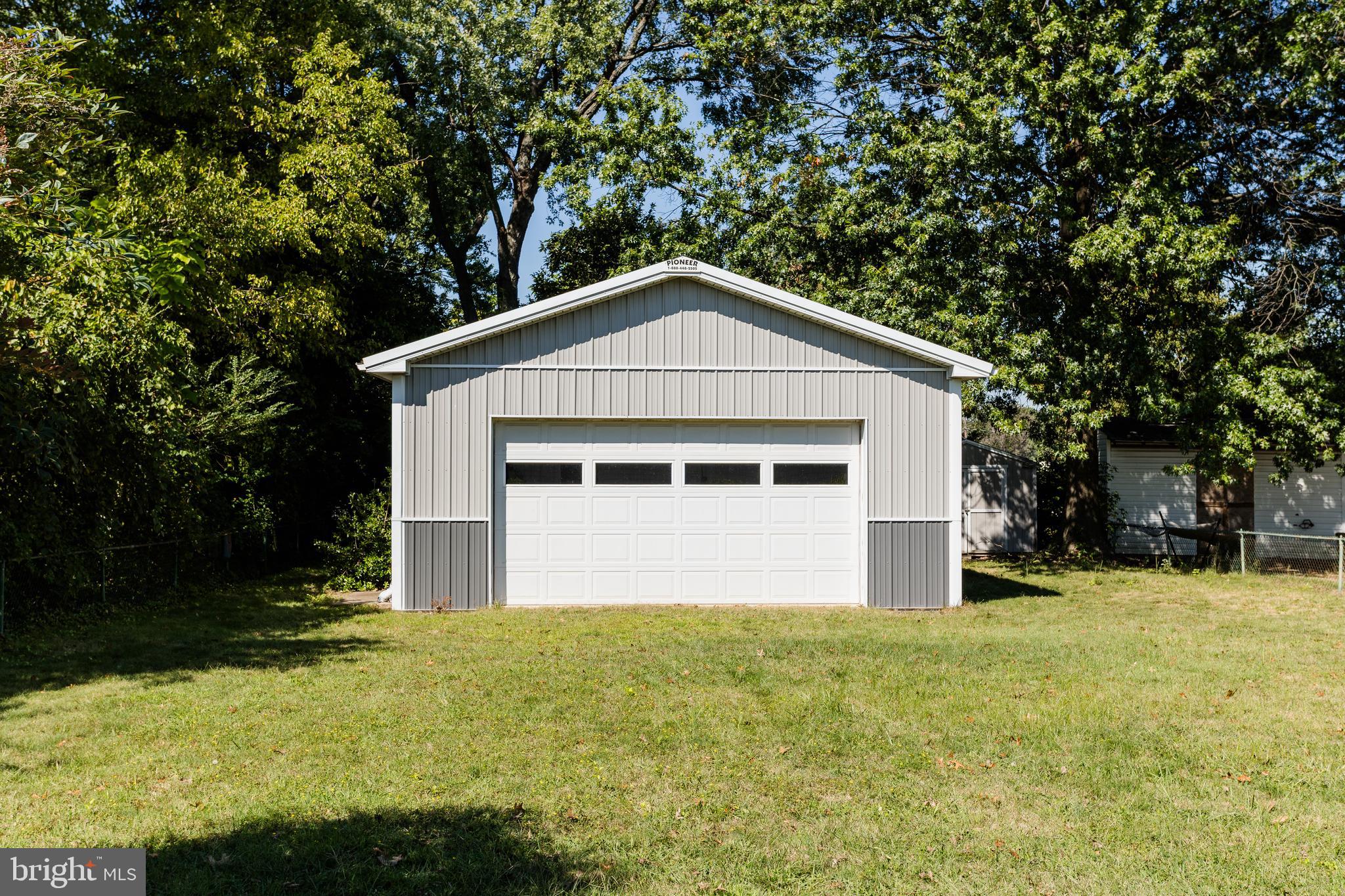 GLEN GARDENS - Residential