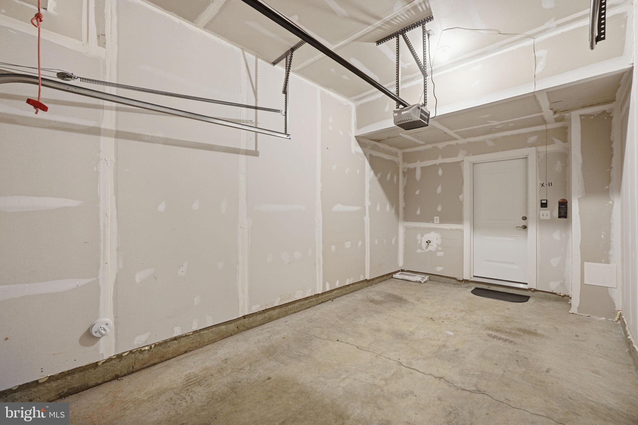 WESTSIDE AT SHADY GROVE METRO - Residential