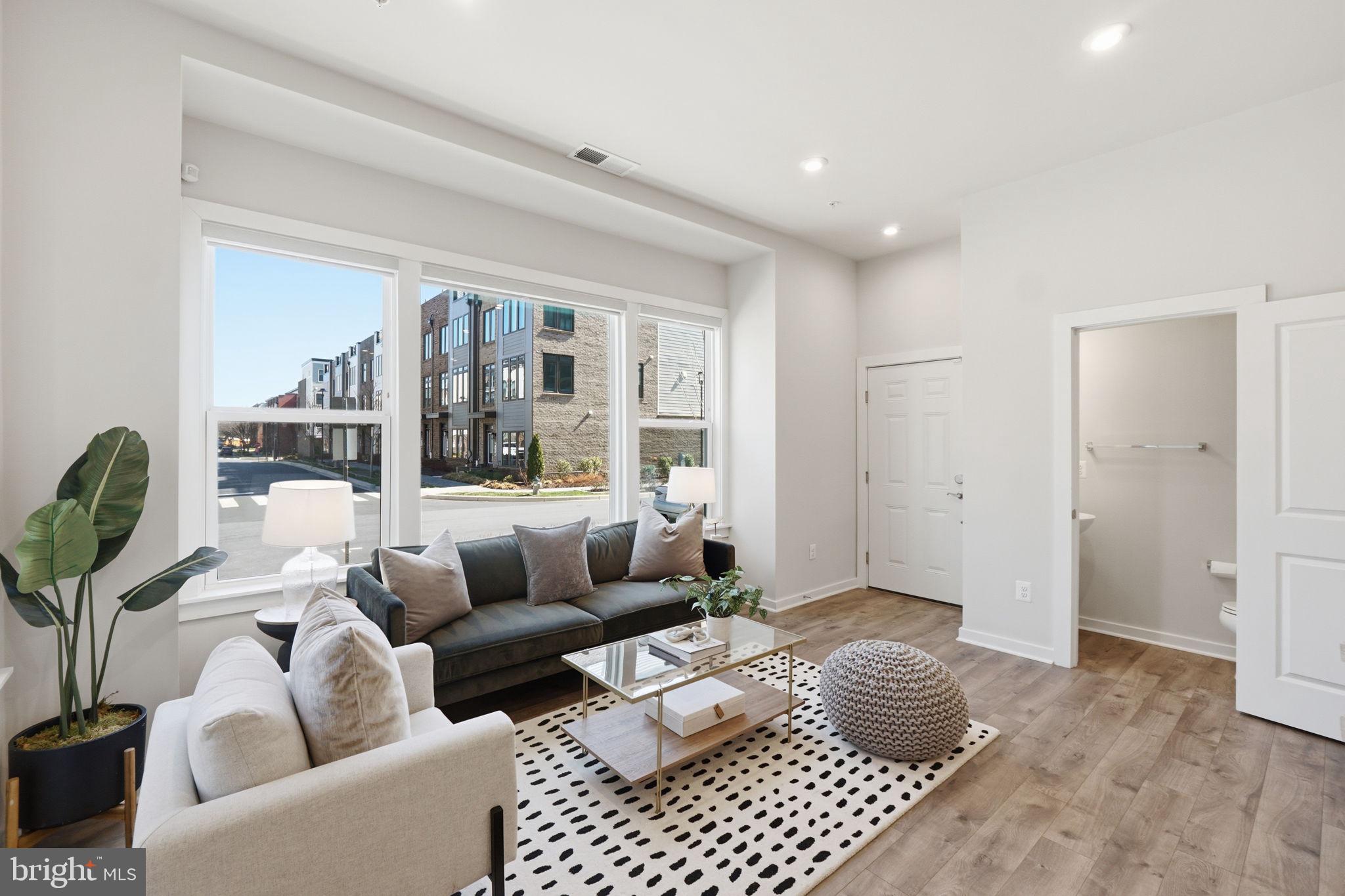 WESTSIDE AT SHADY GROVE METRO - Residential