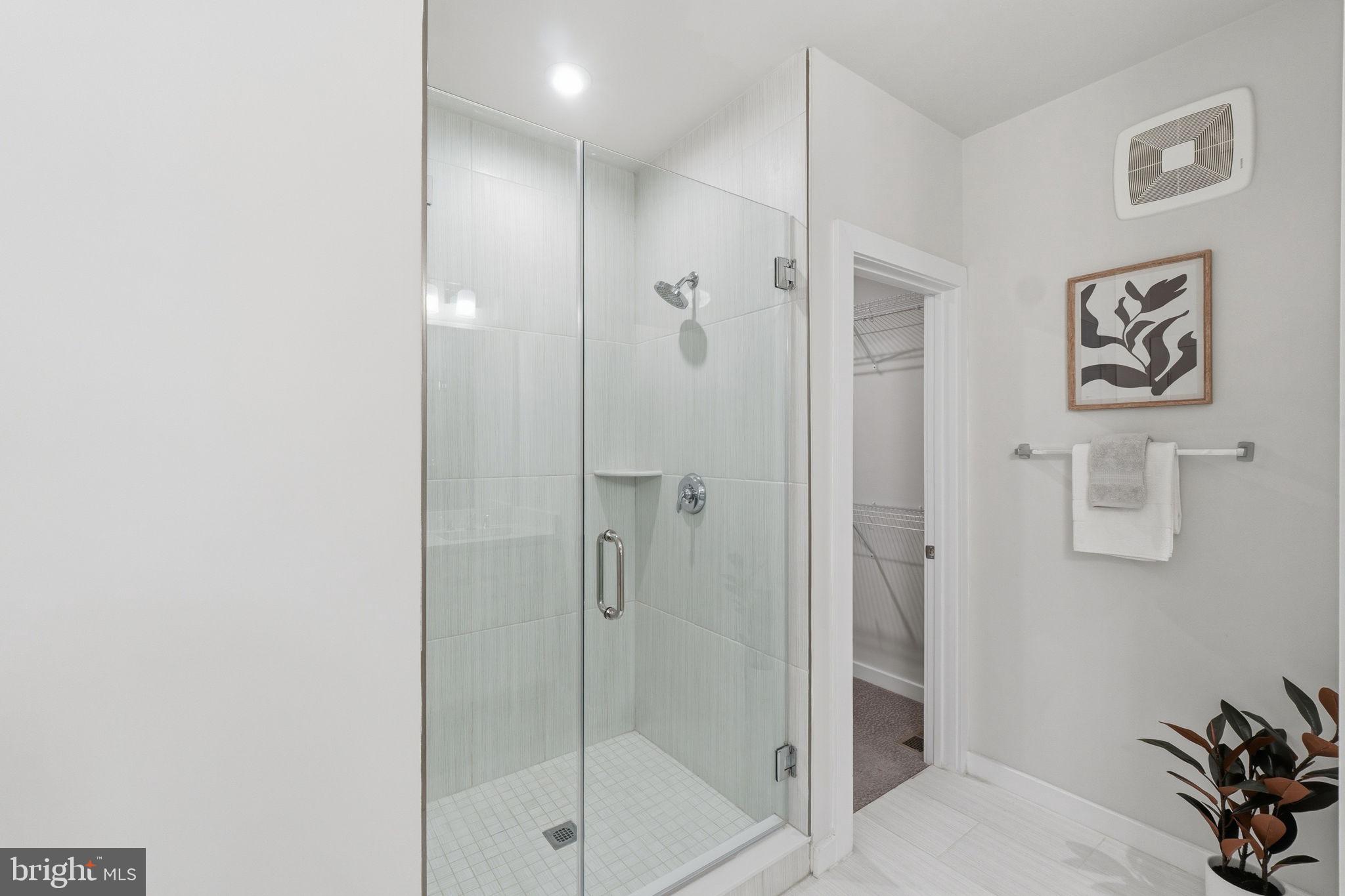 WESTSIDE AT SHADY GROVE METRO - Residential