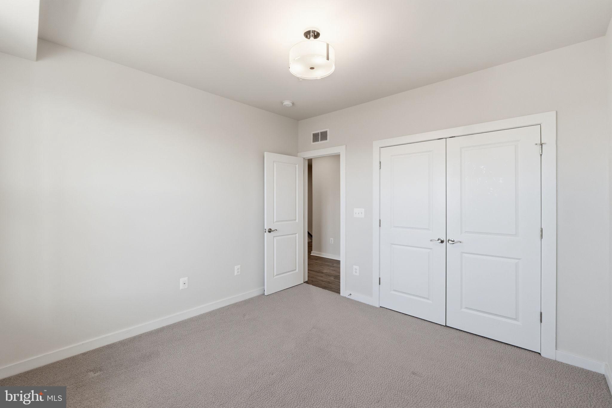 WESTSIDE AT SHADY GROVE METRO - Residential