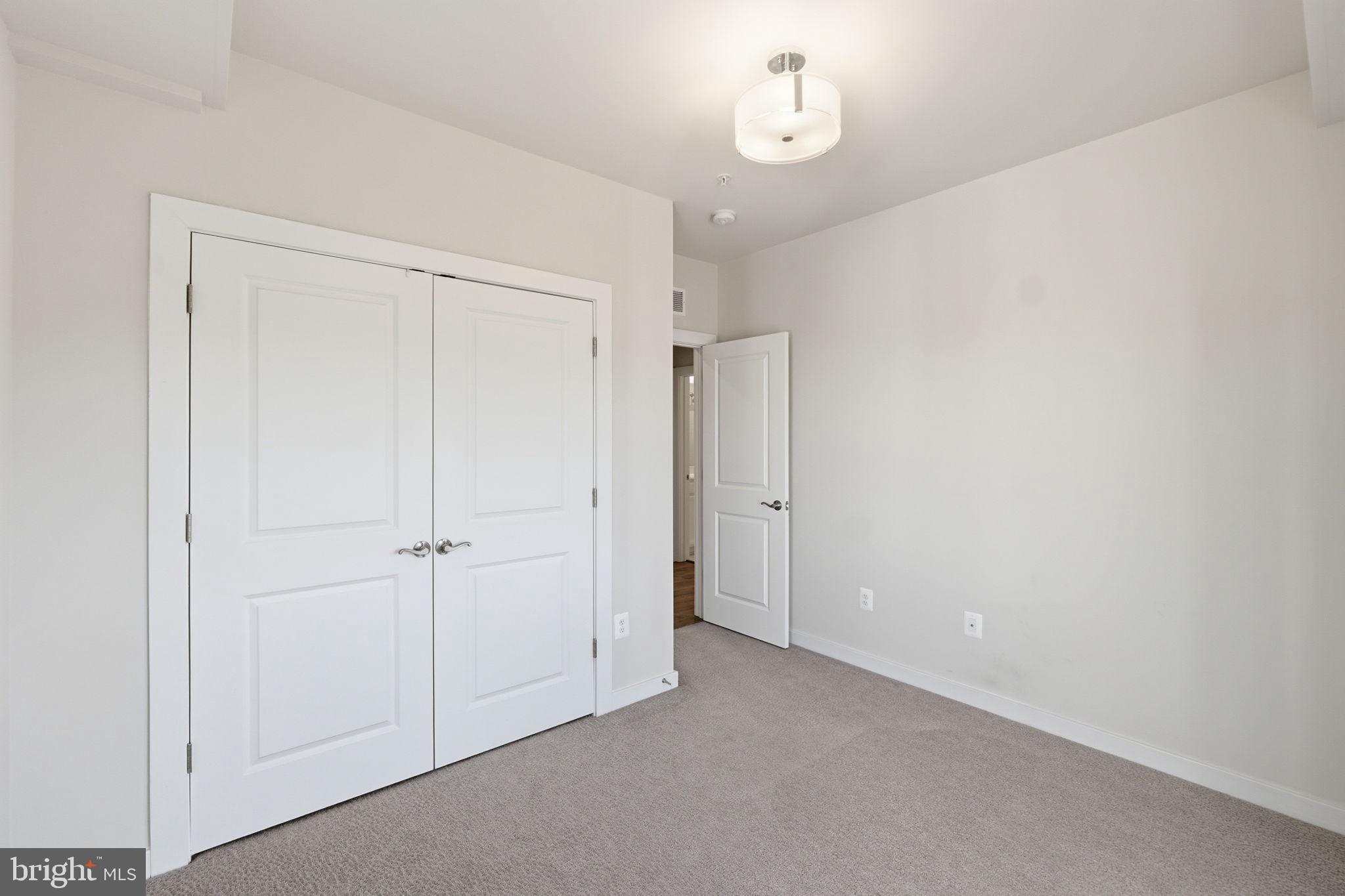 WESTSIDE AT SHADY GROVE METRO - Residential