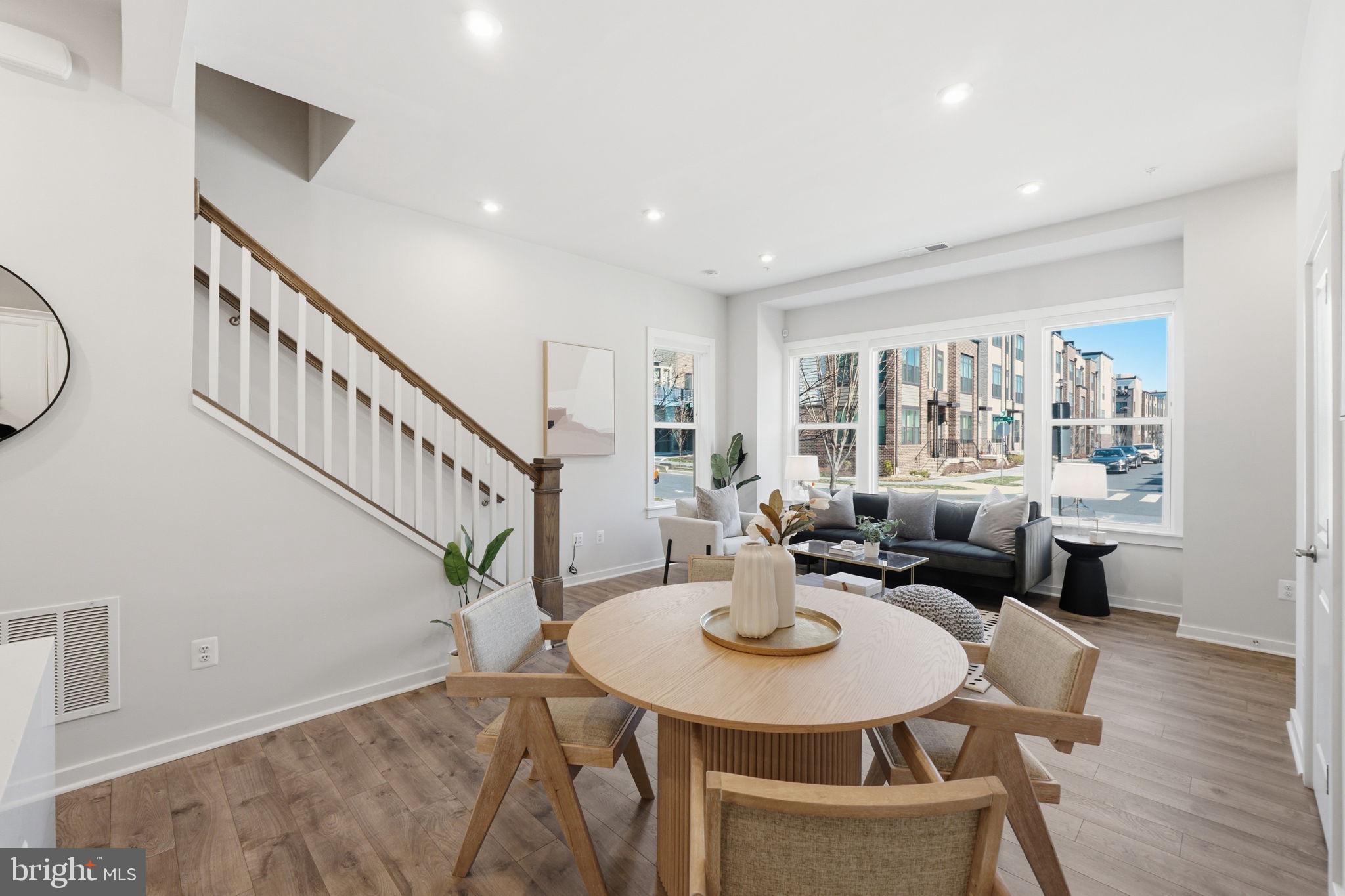 WESTSIDE AT SHADY GROVE METRO - Residential