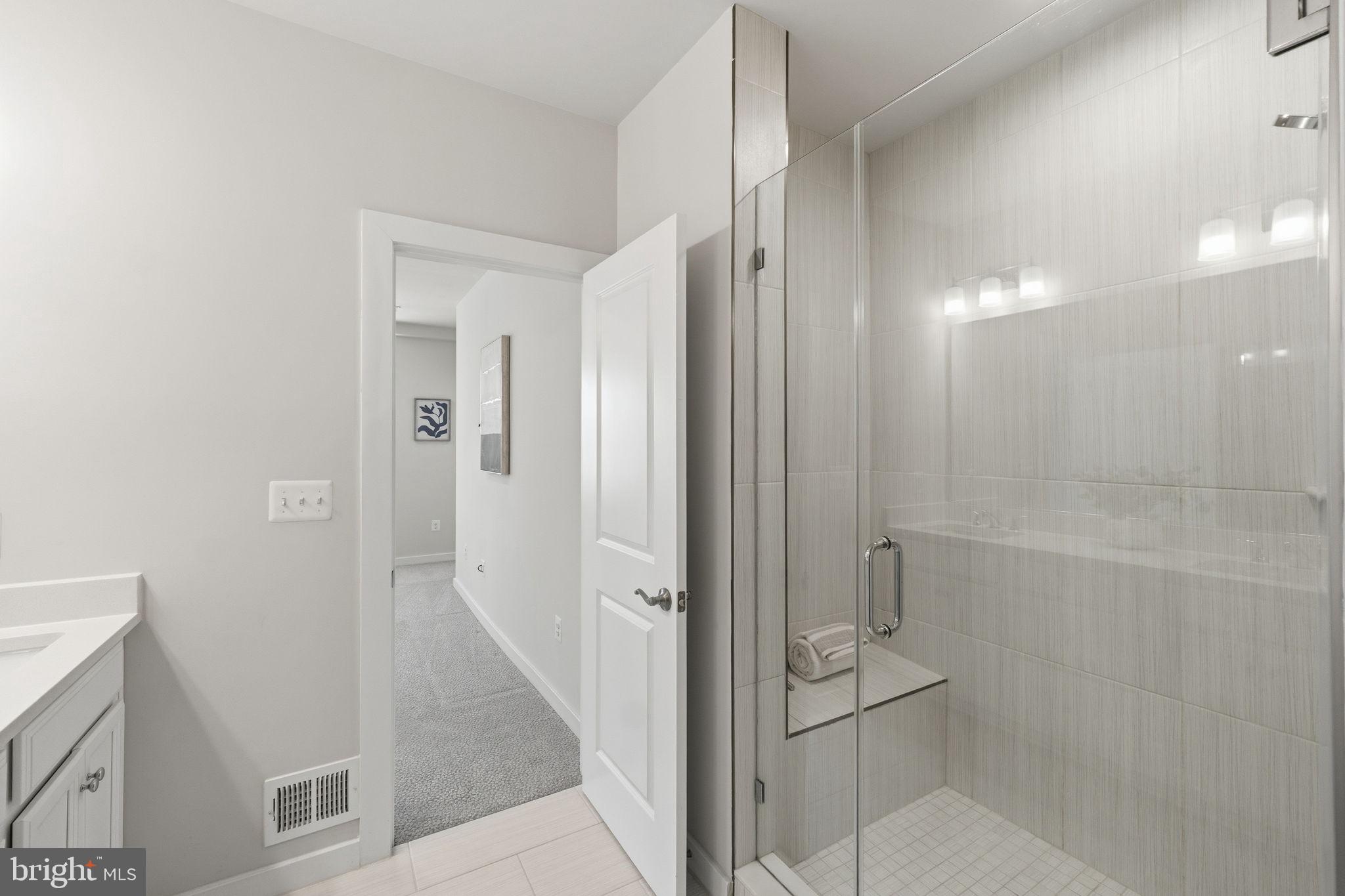 WESTSIDE AT SHADY GROVE METRO - Residential