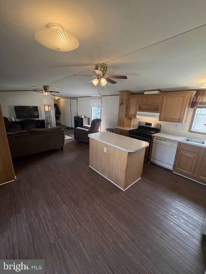 SPRING MEADOWS - Residential