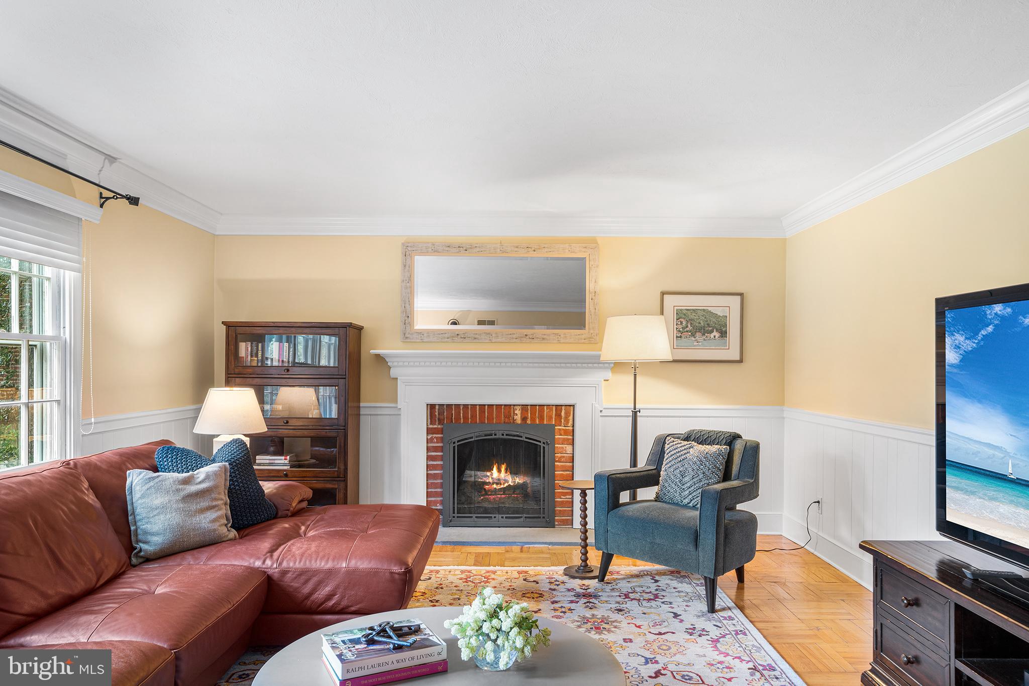 COUNTRY GATE - Residential