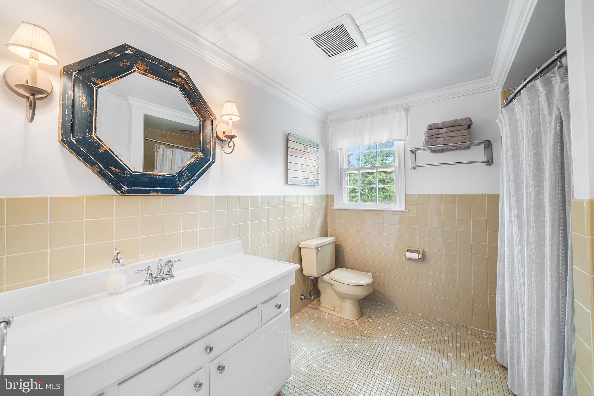 COUNTRY GATE - Residential