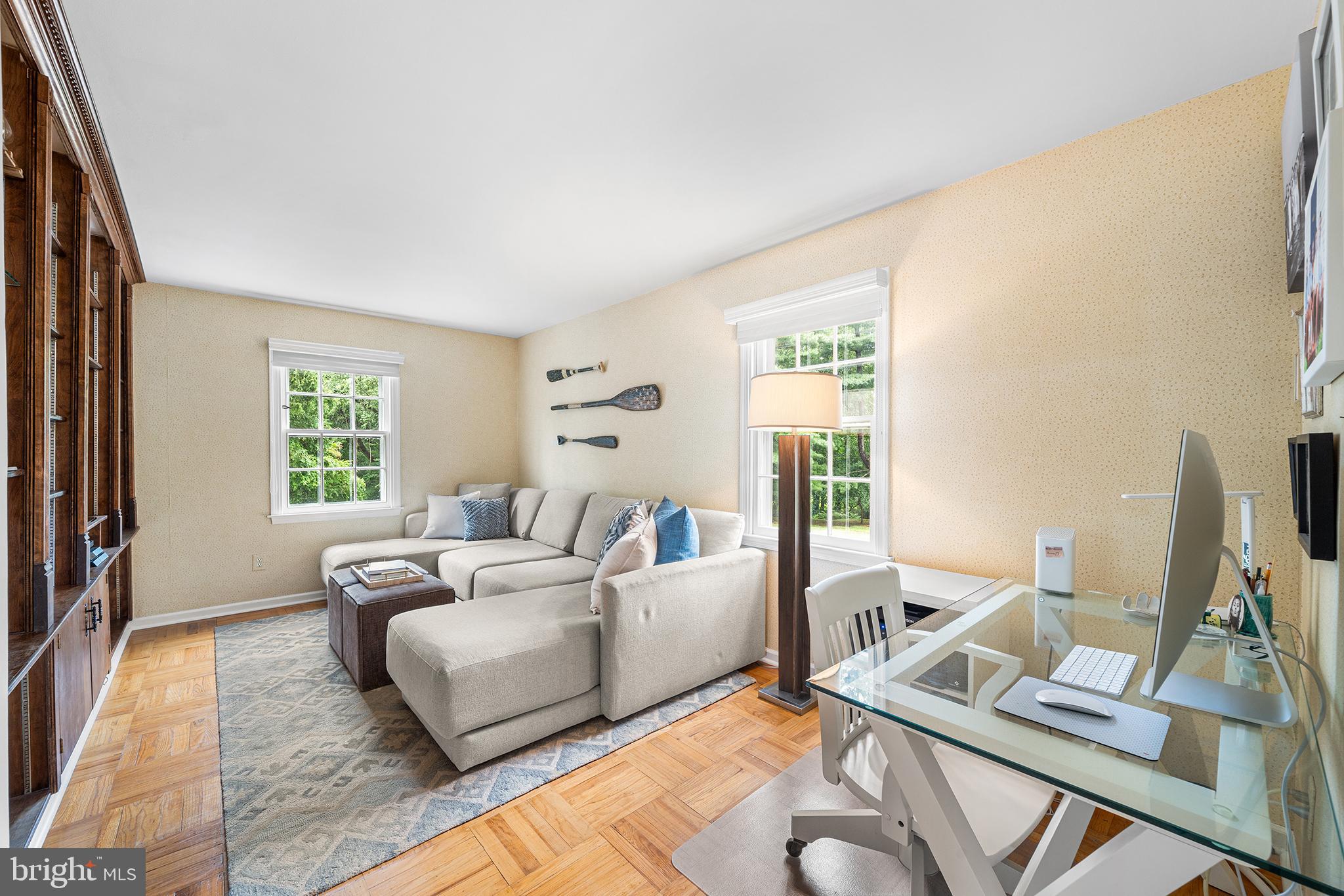 COUNTRY GATE - Residential