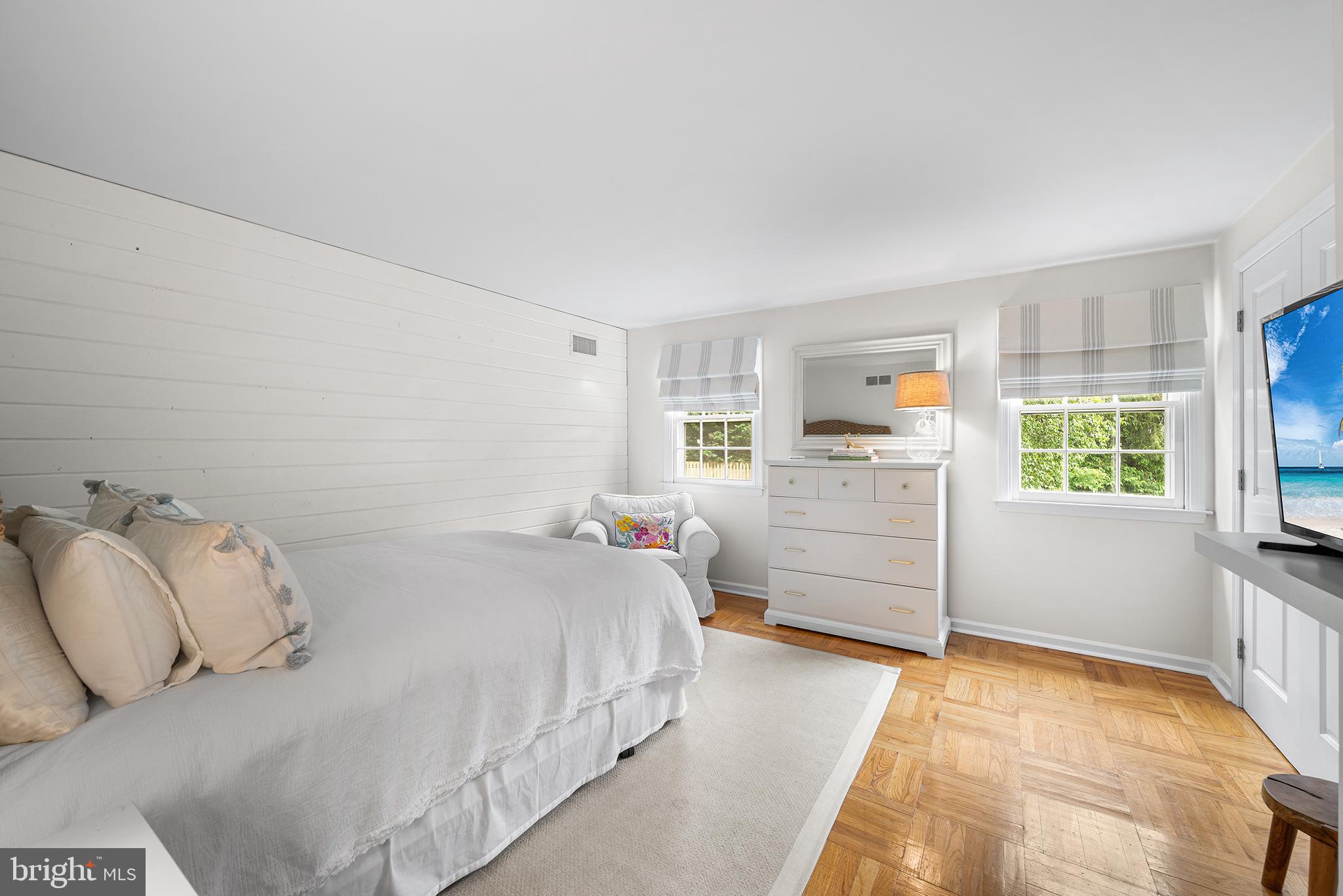 COUNTRY GATE - Residential