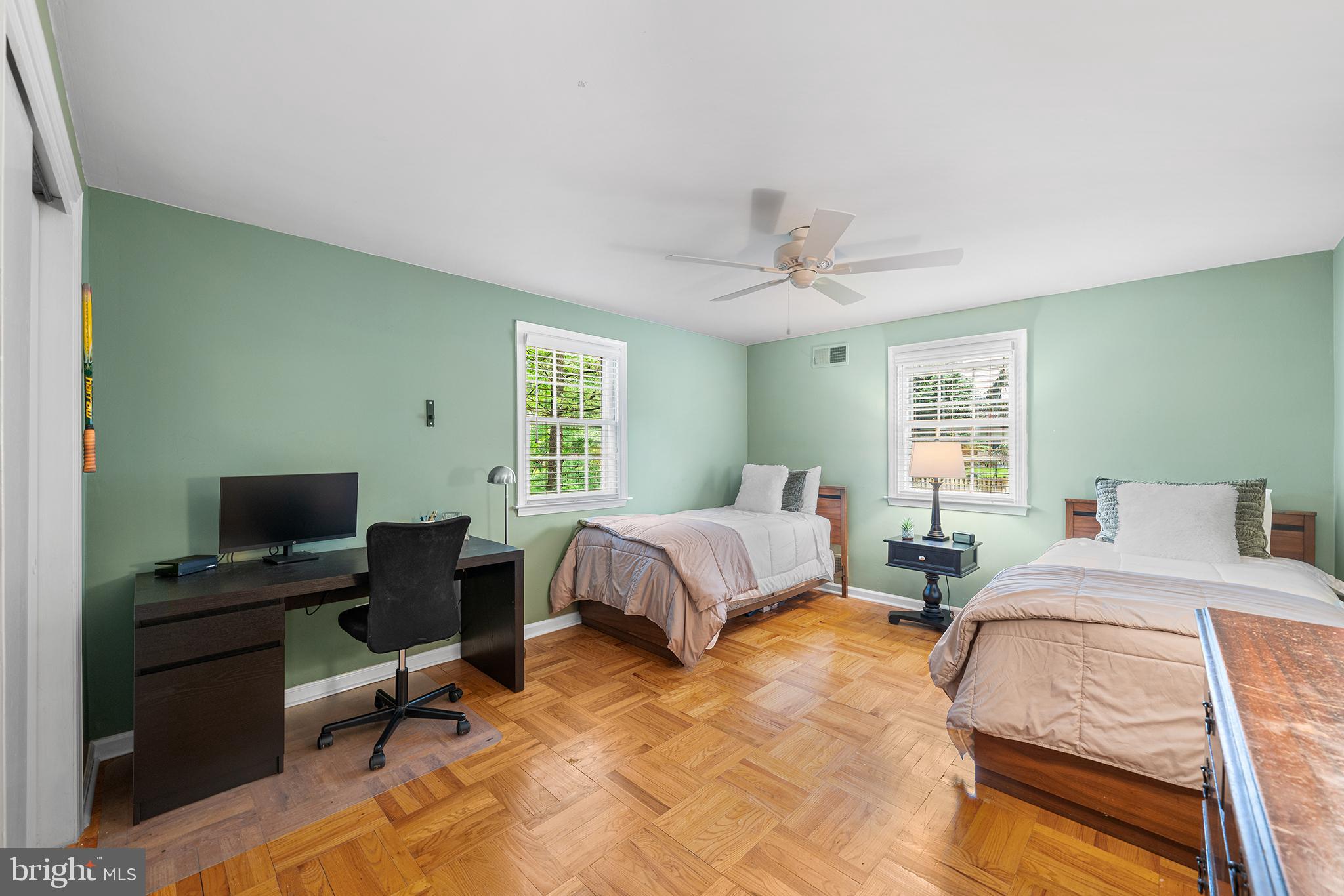 COUNTRY GATE - Residential