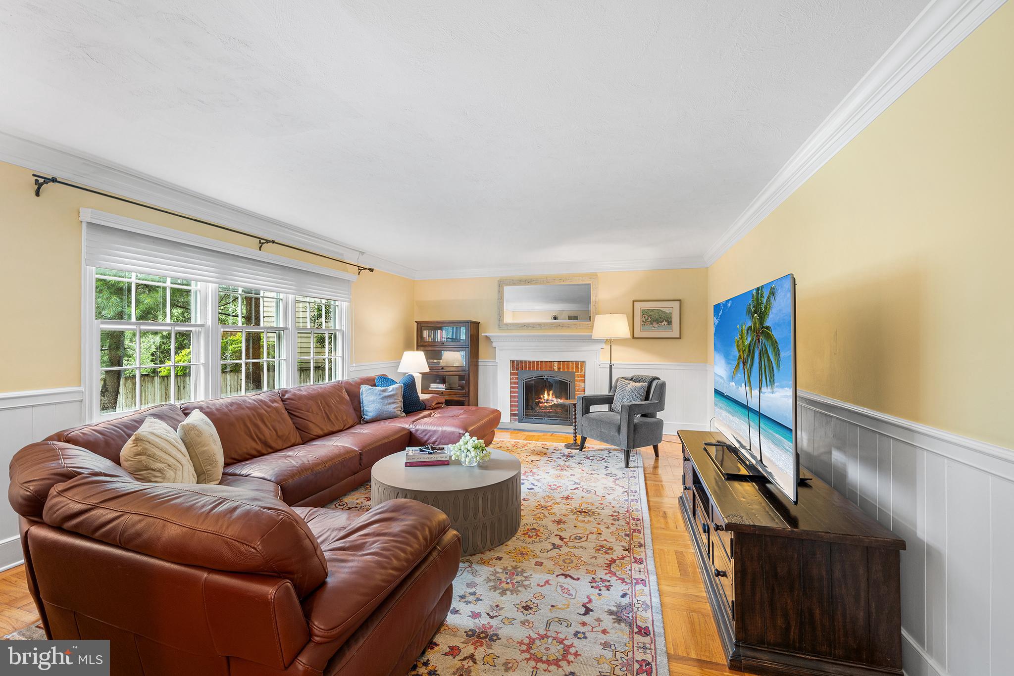 COUNTRY GATE - Residential