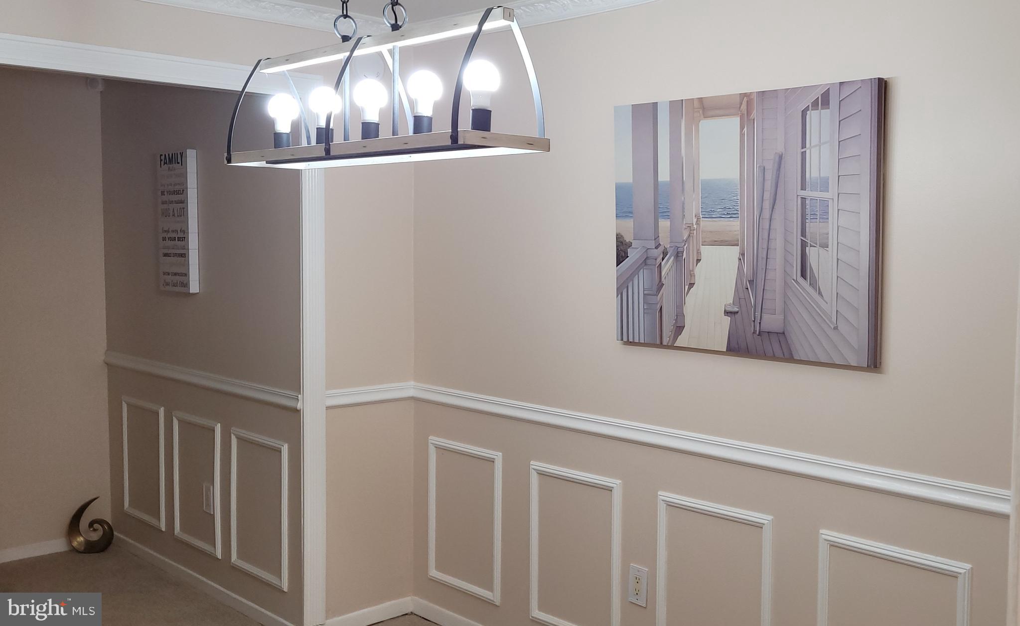 LONG REACH HOUSE CONDOMINIUMS - Residential