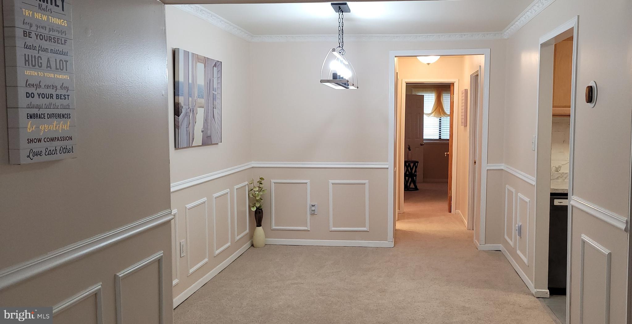 LONG REACH HOUSE CONDOMINIUMS - Residential