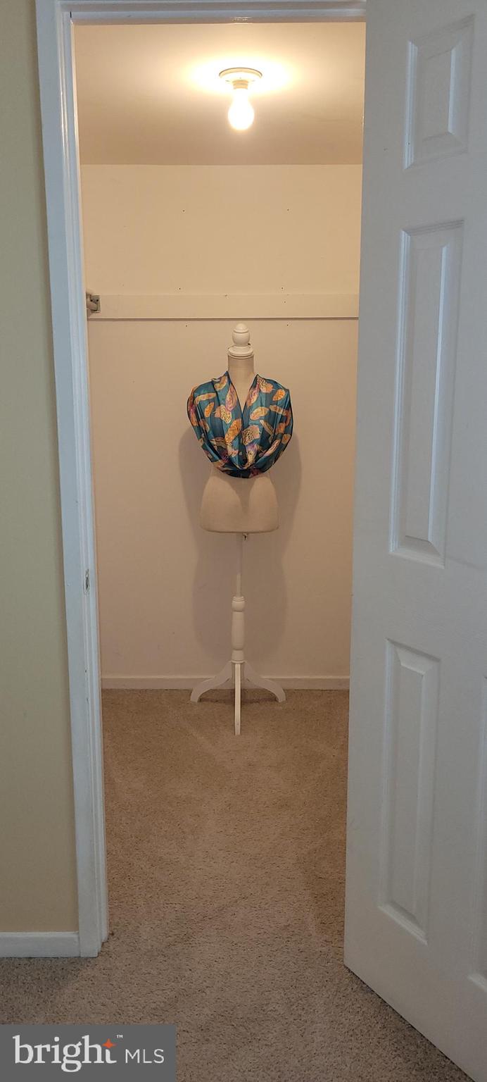 LONG REACH HOUSE CONDOMINIUMS - Residential