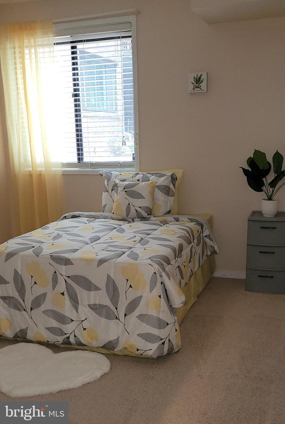 LONG REACH HOUSE CONDOMINIUMS - Residential