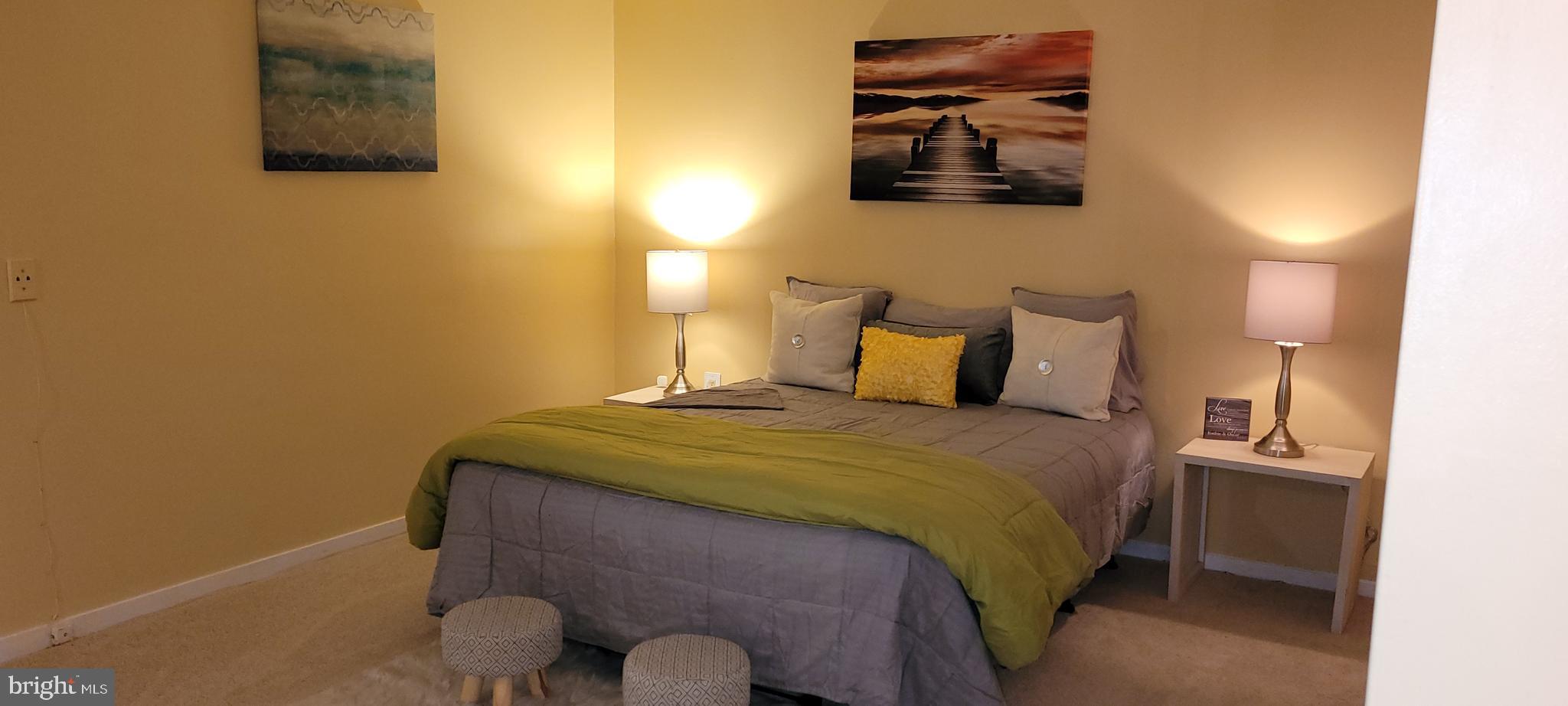 LONG REACH HOUSE CONDOMINIUMS - Residential