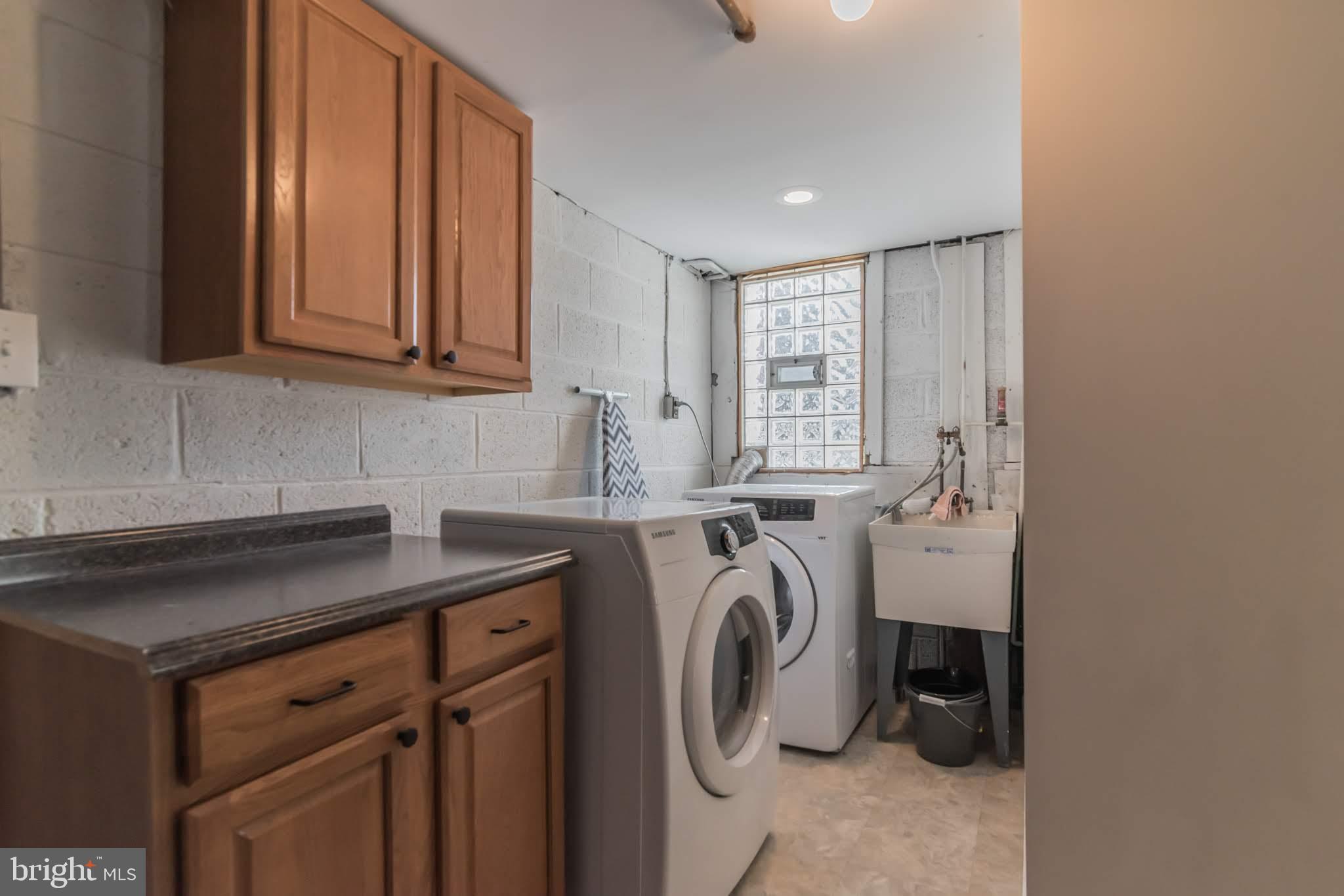 ELKINS PARK - Residential