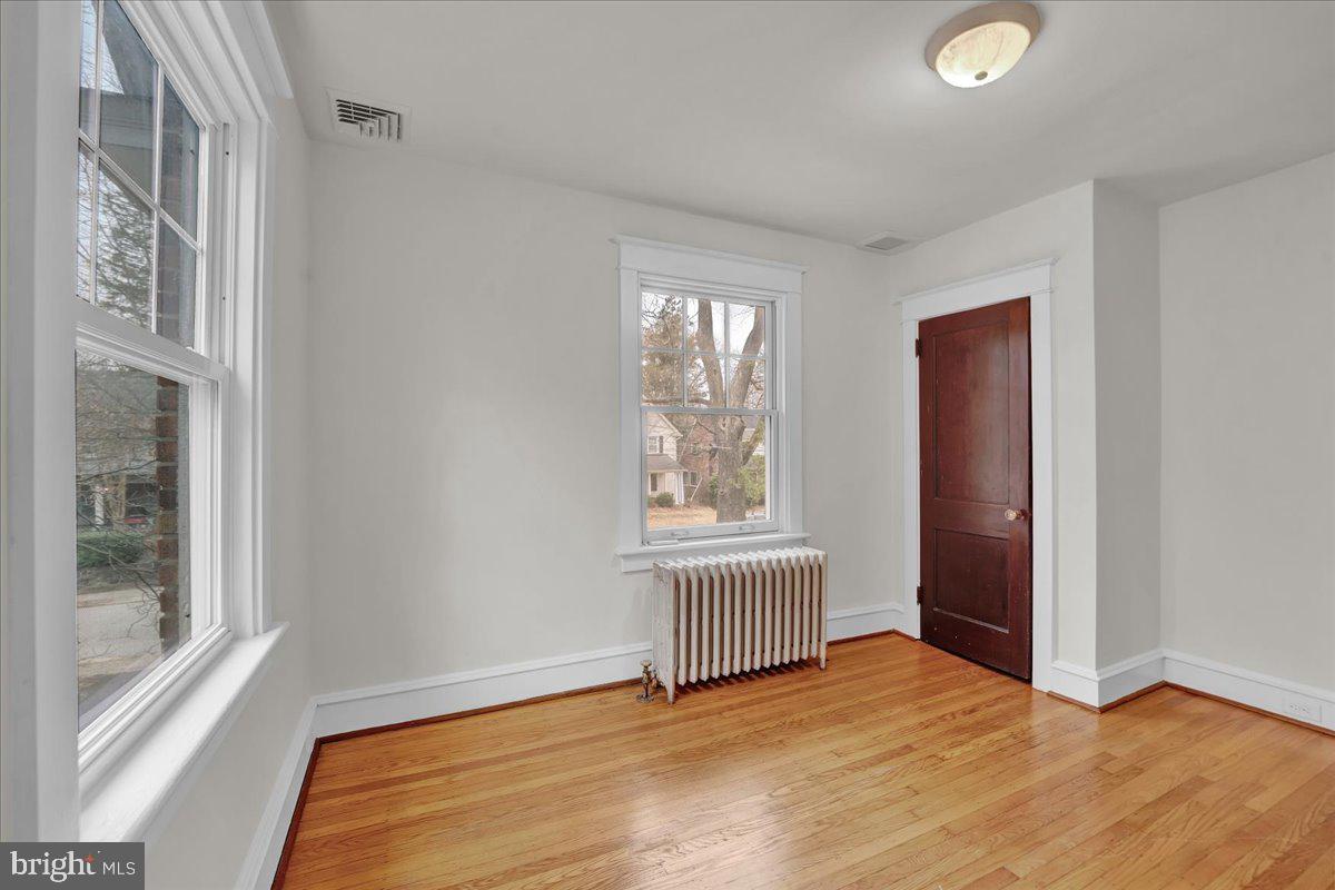 OLD WYNCOTE - Residential