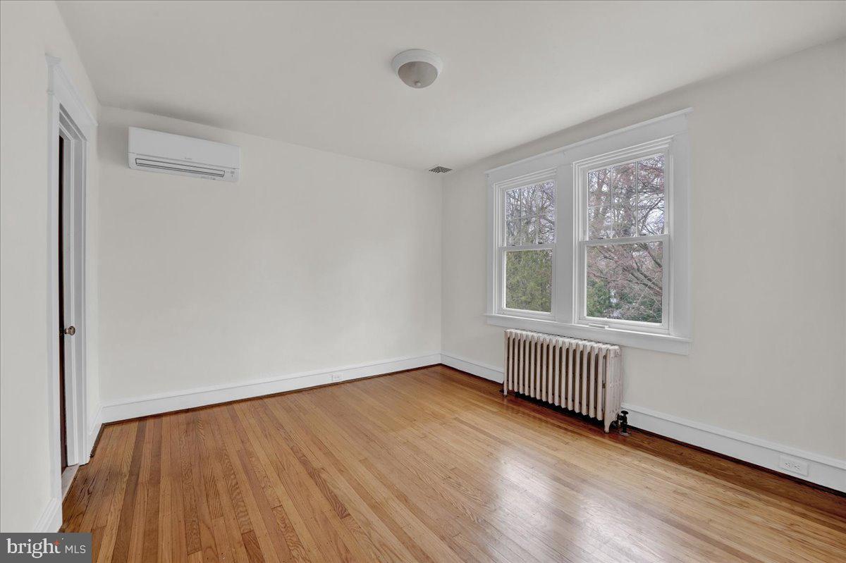 OLD WYNCOTE - Residential