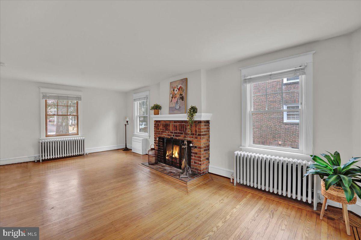 OLD WYNCOTE - Residential