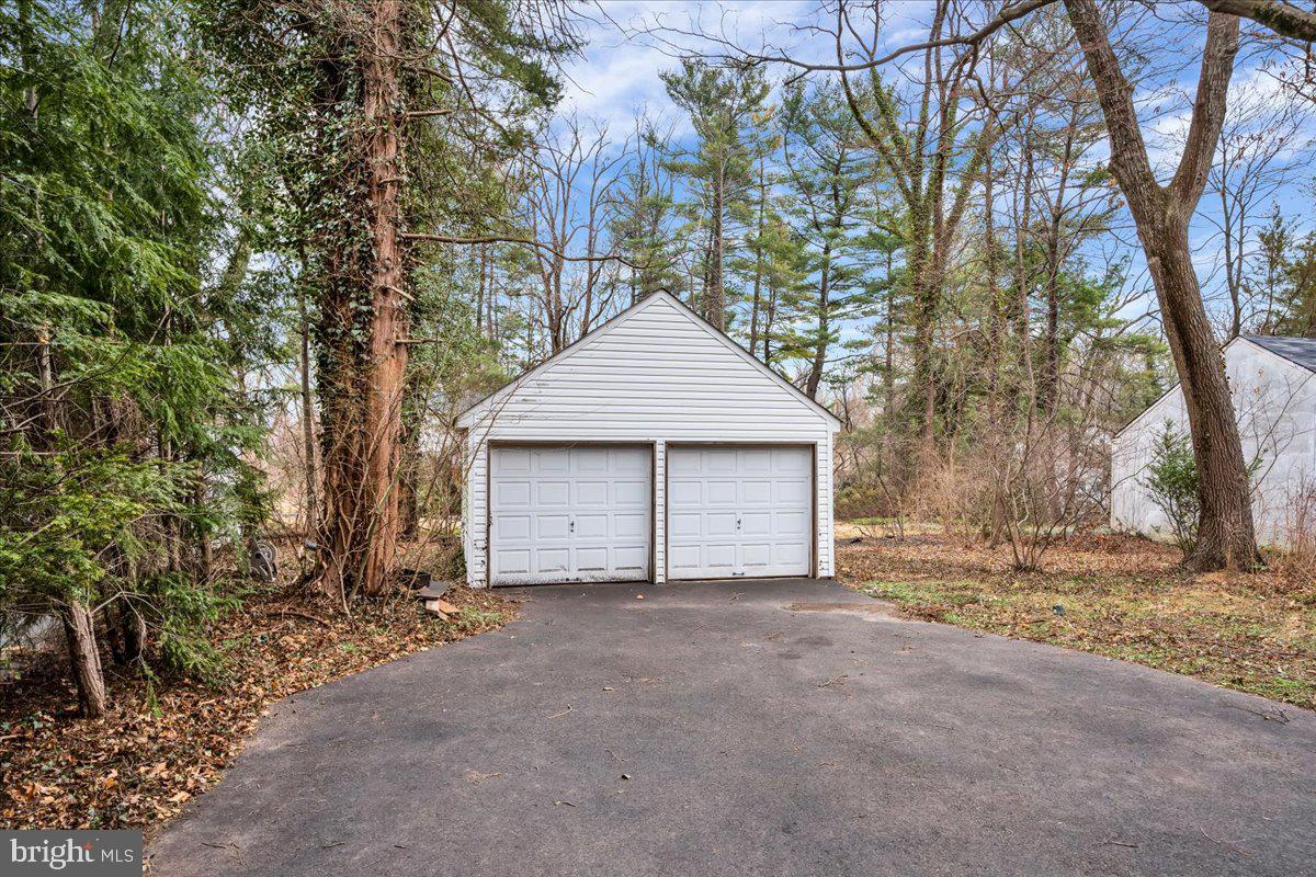 OLD WYNCOTE - Residential