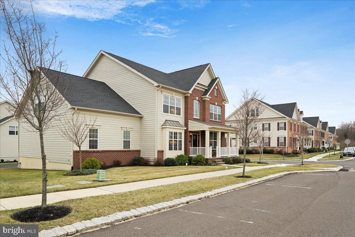 FENTONS CORNER - Residential