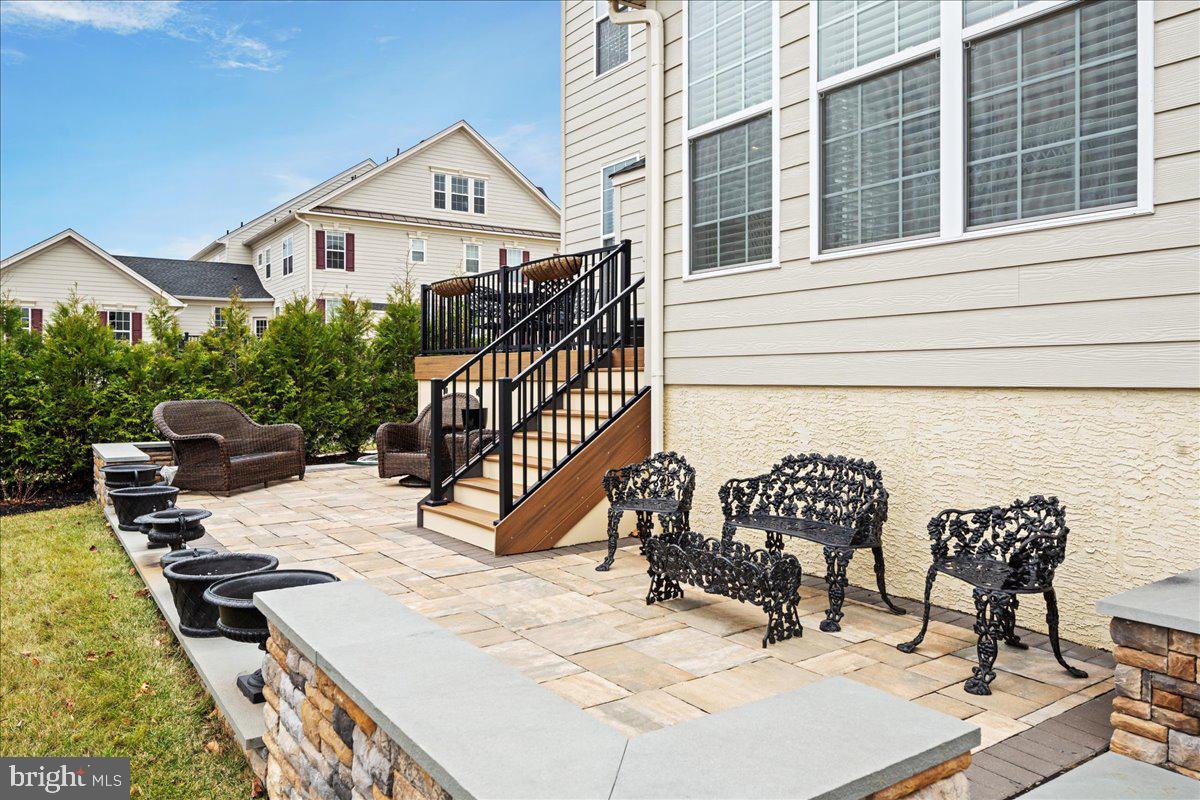 FENTONS CORNER - Residential