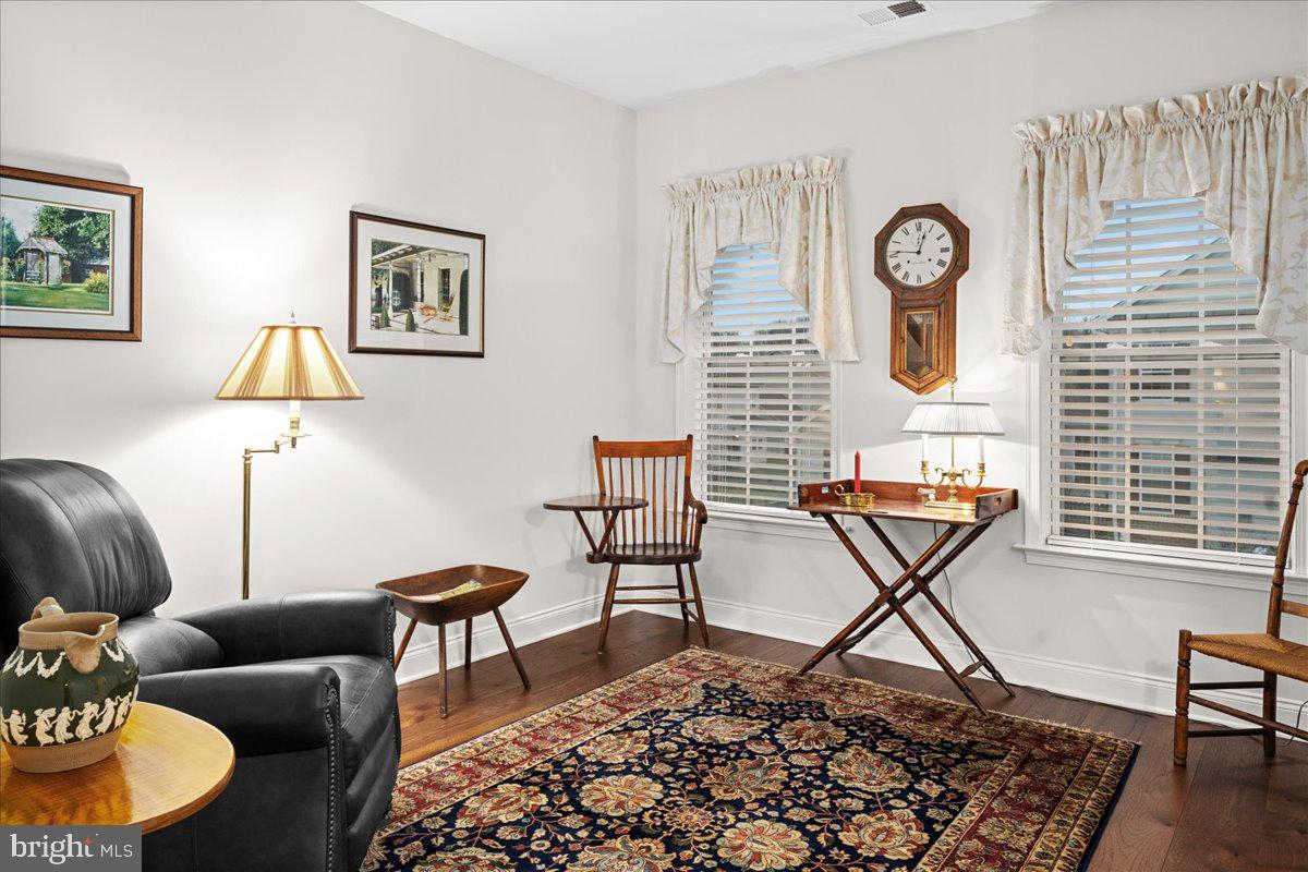 FENTONS CORNER - Residential