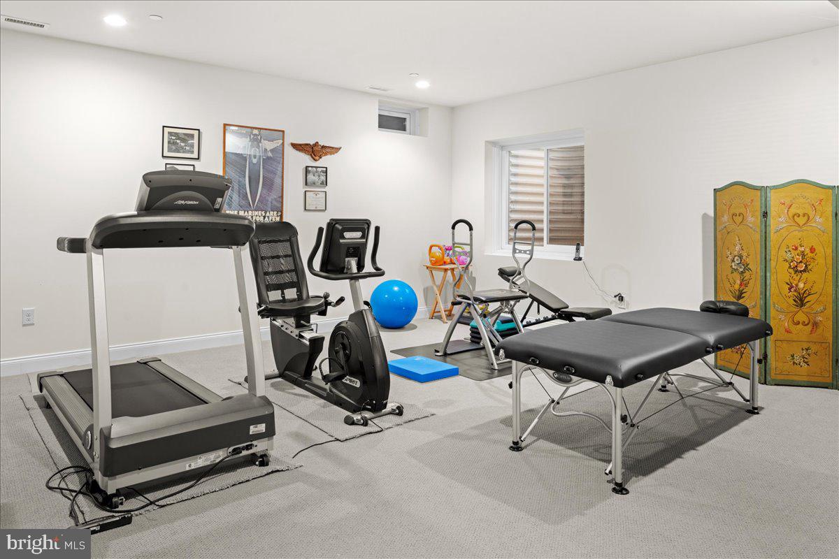 FENTONS CORNER - Residential