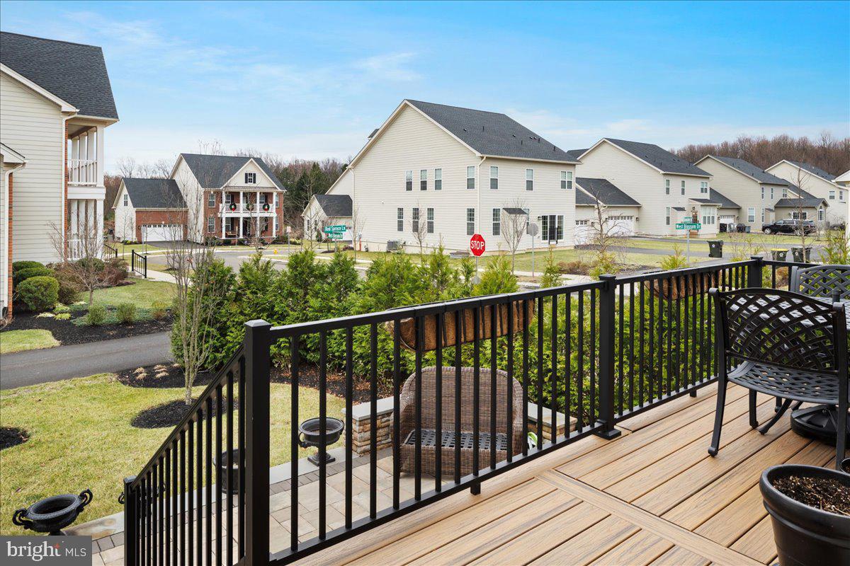 FENTONS CORNER - Residential