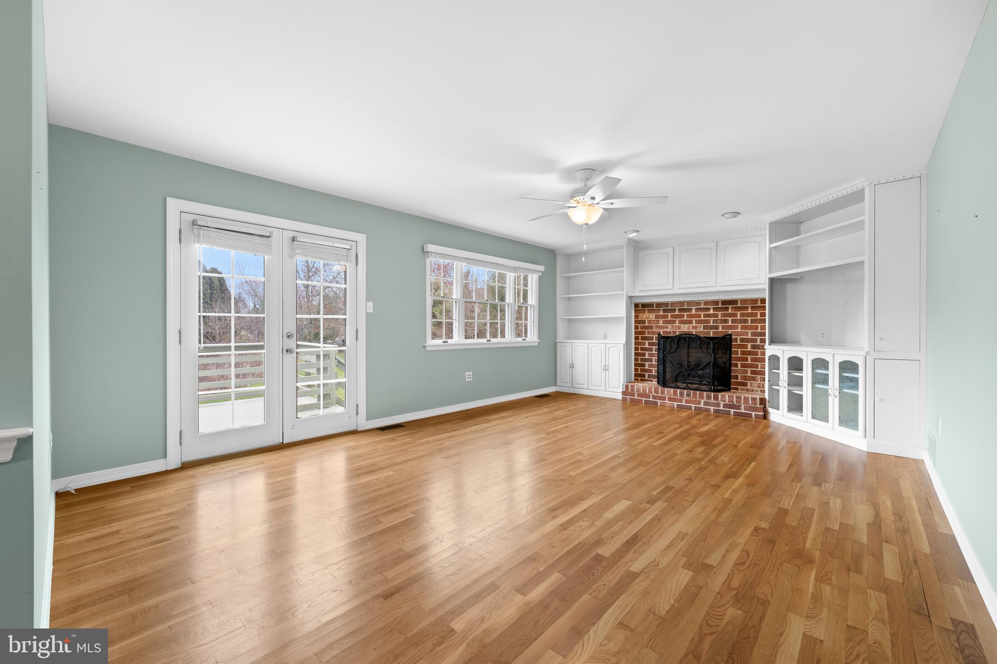 FARMINGTON HILLS - Residential