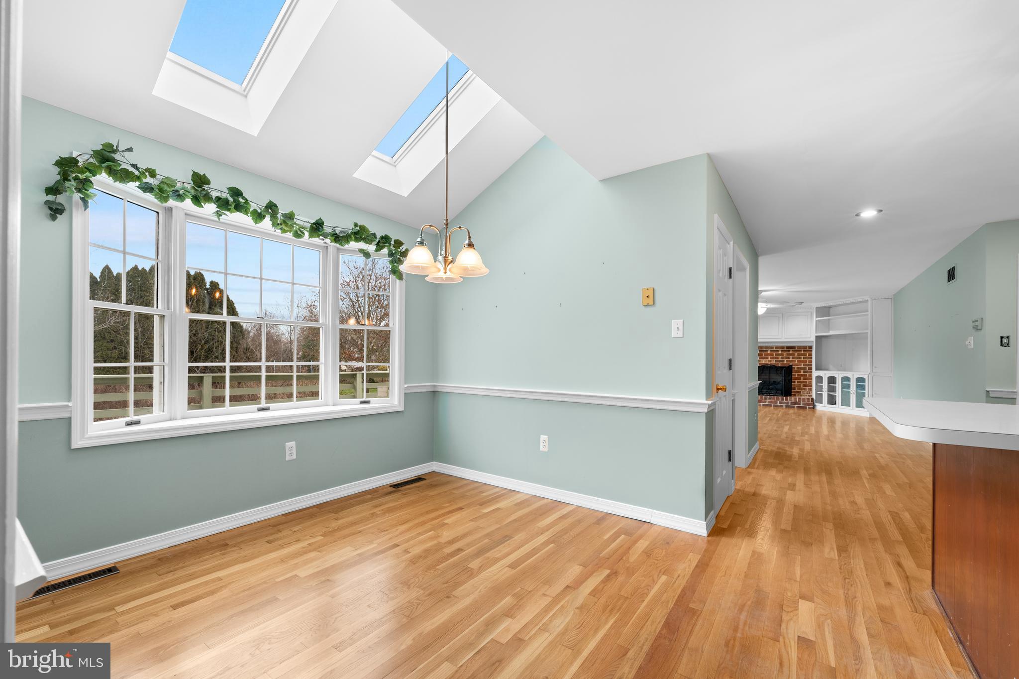 FARMINGTON HILLS - Residential