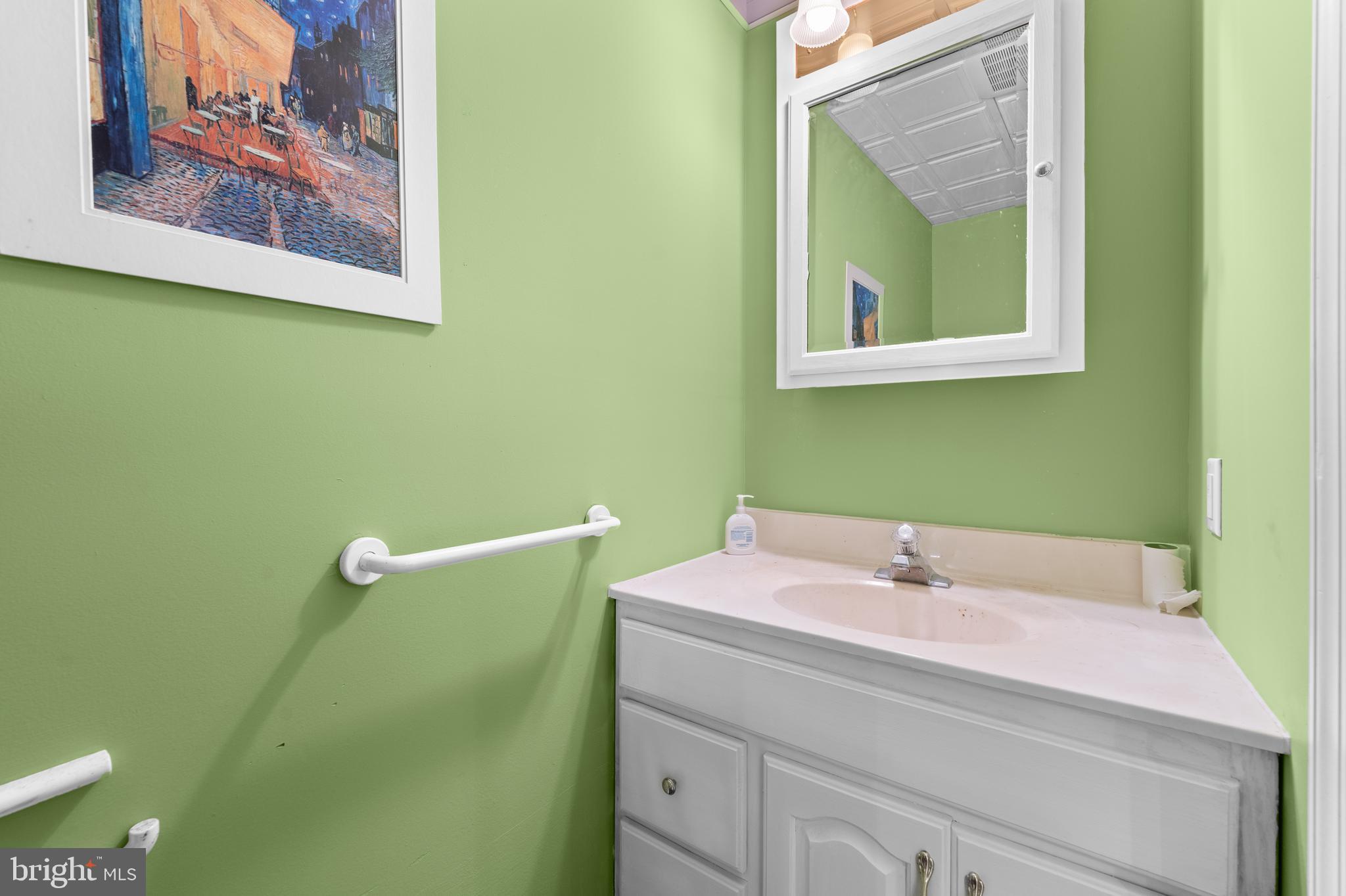 FARMINGTON HILLS - Residential