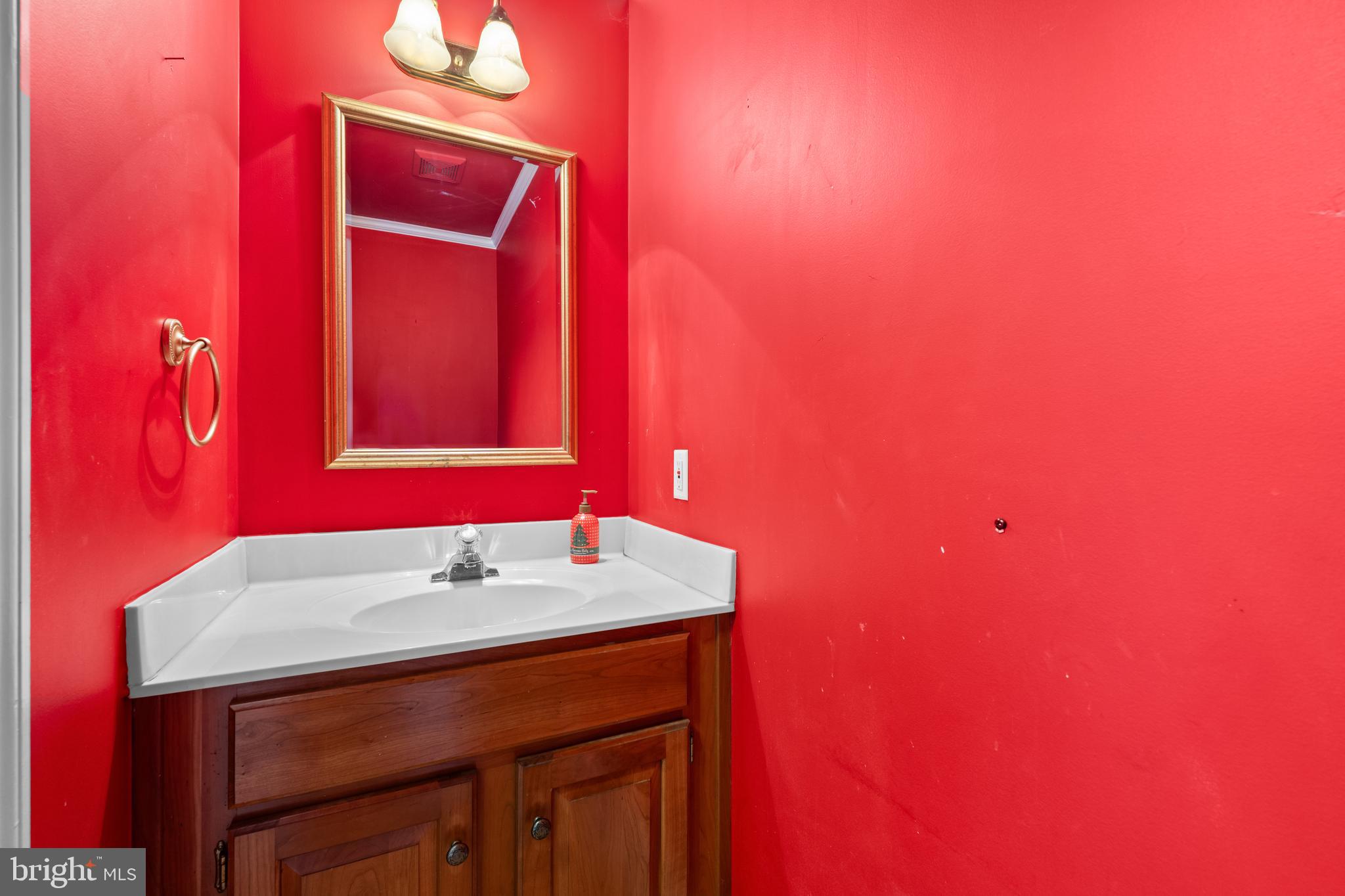 FARMINGTON HILLS - Residential