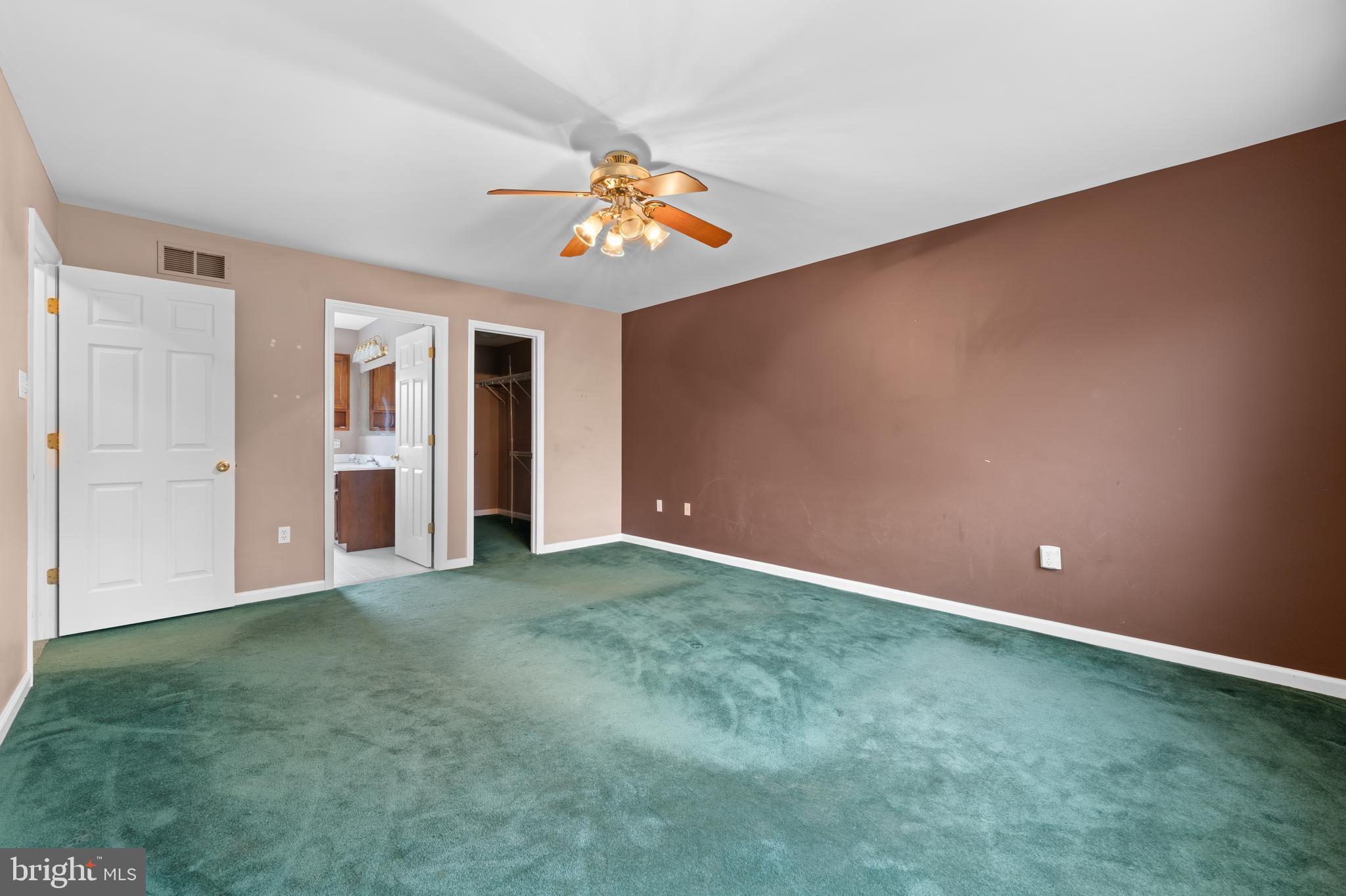 FARMINGTON HILLS - Residential