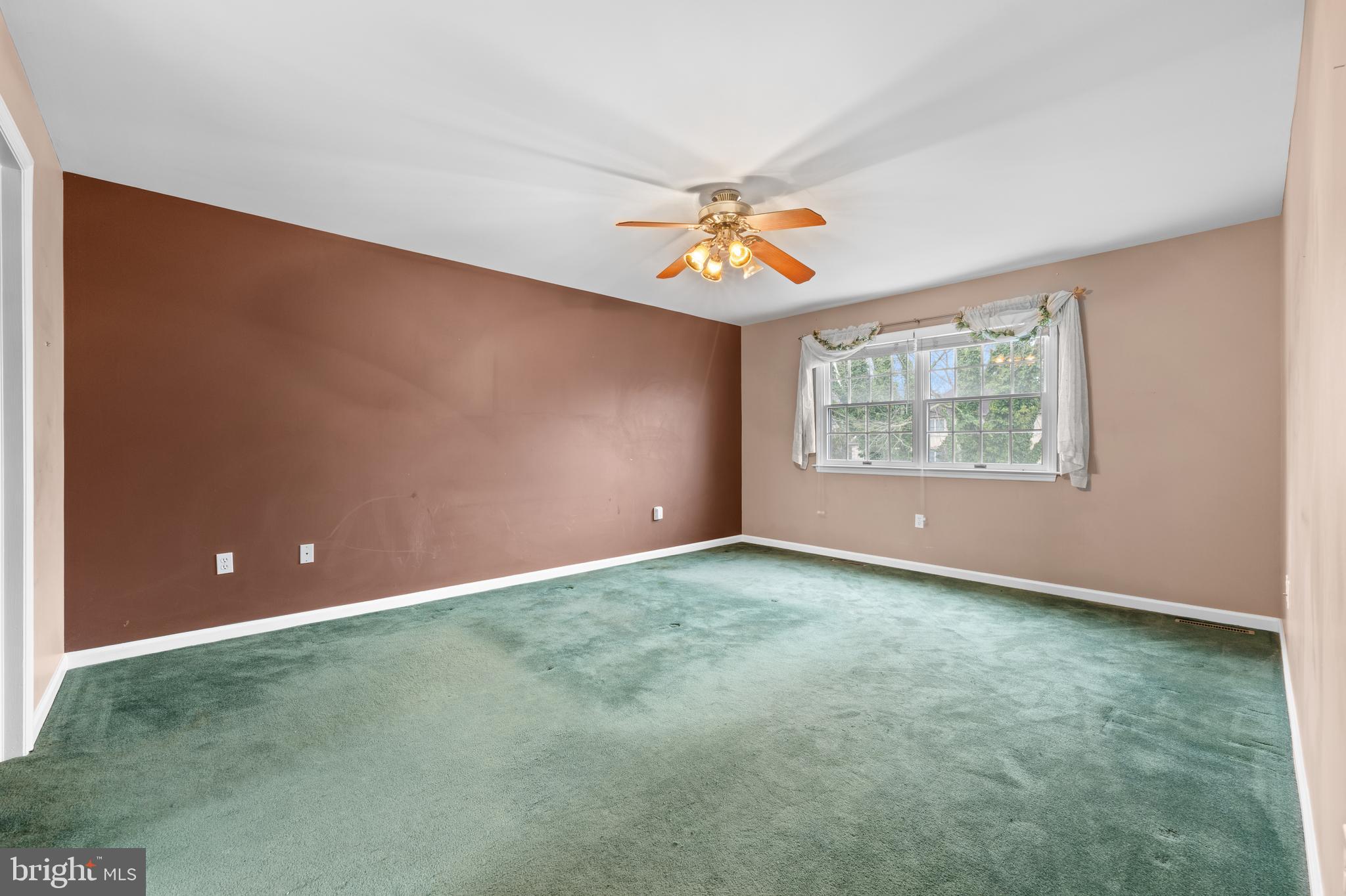 FARMINGTON HILLS - Residential