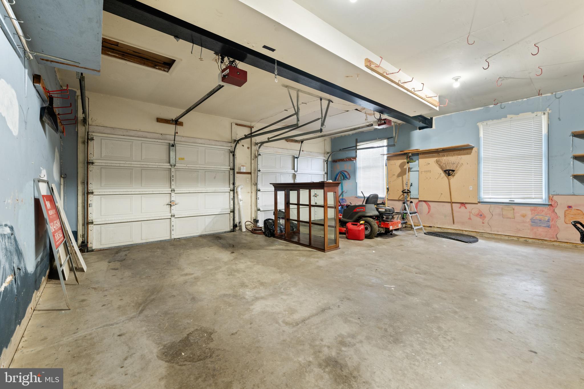 FARMINGTON HILLS - Residential