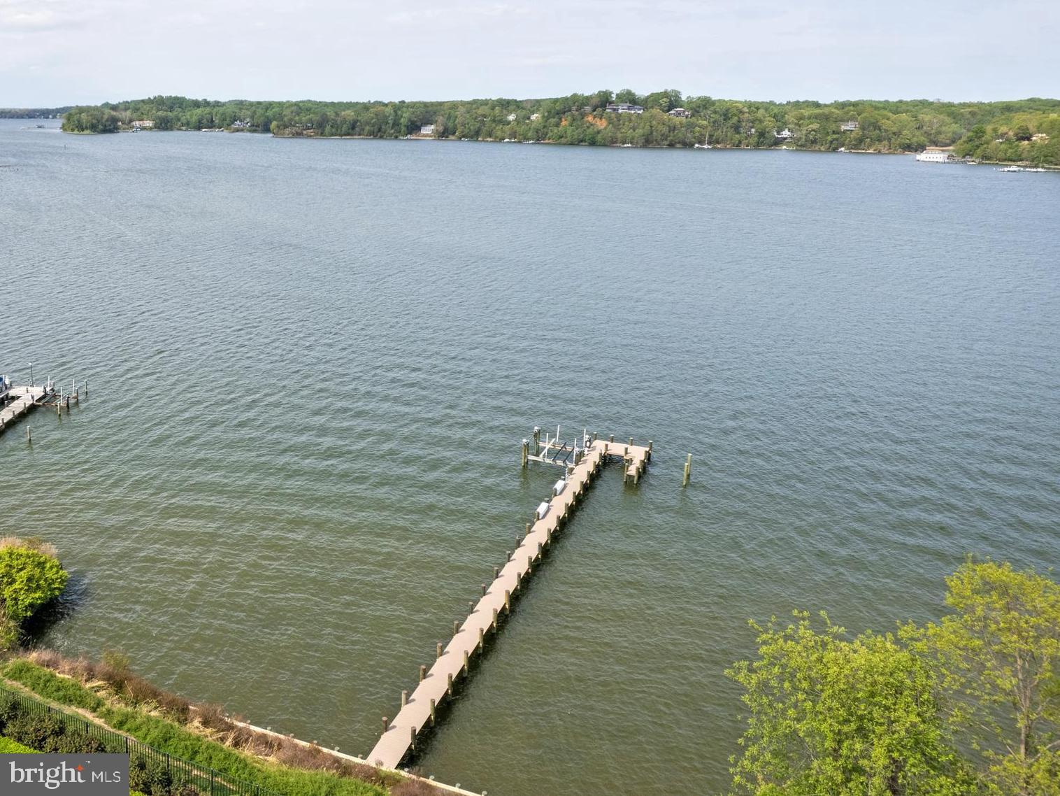 DOWNS ON THE SEVERN - Residential
