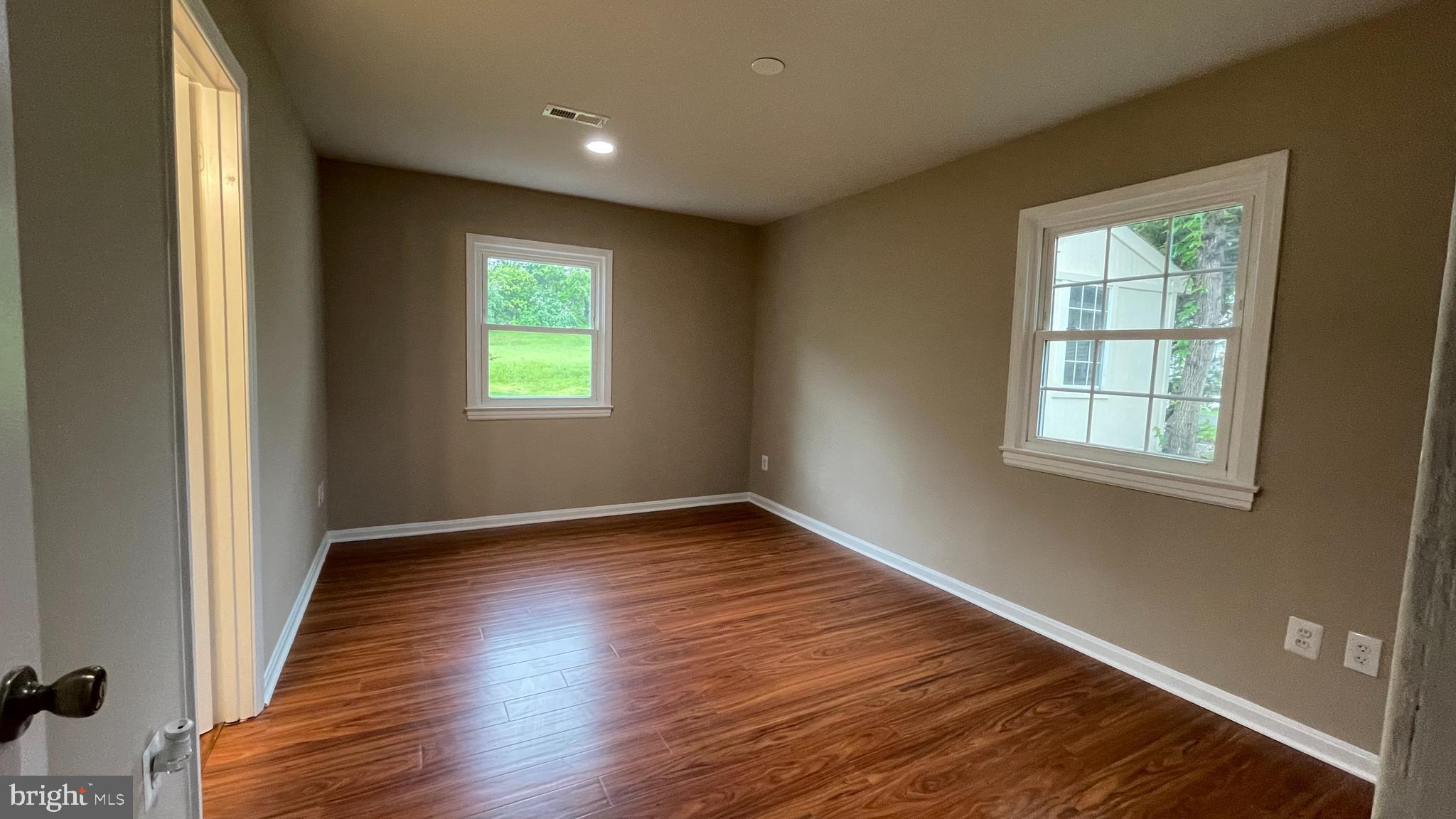 STERLING - Residential