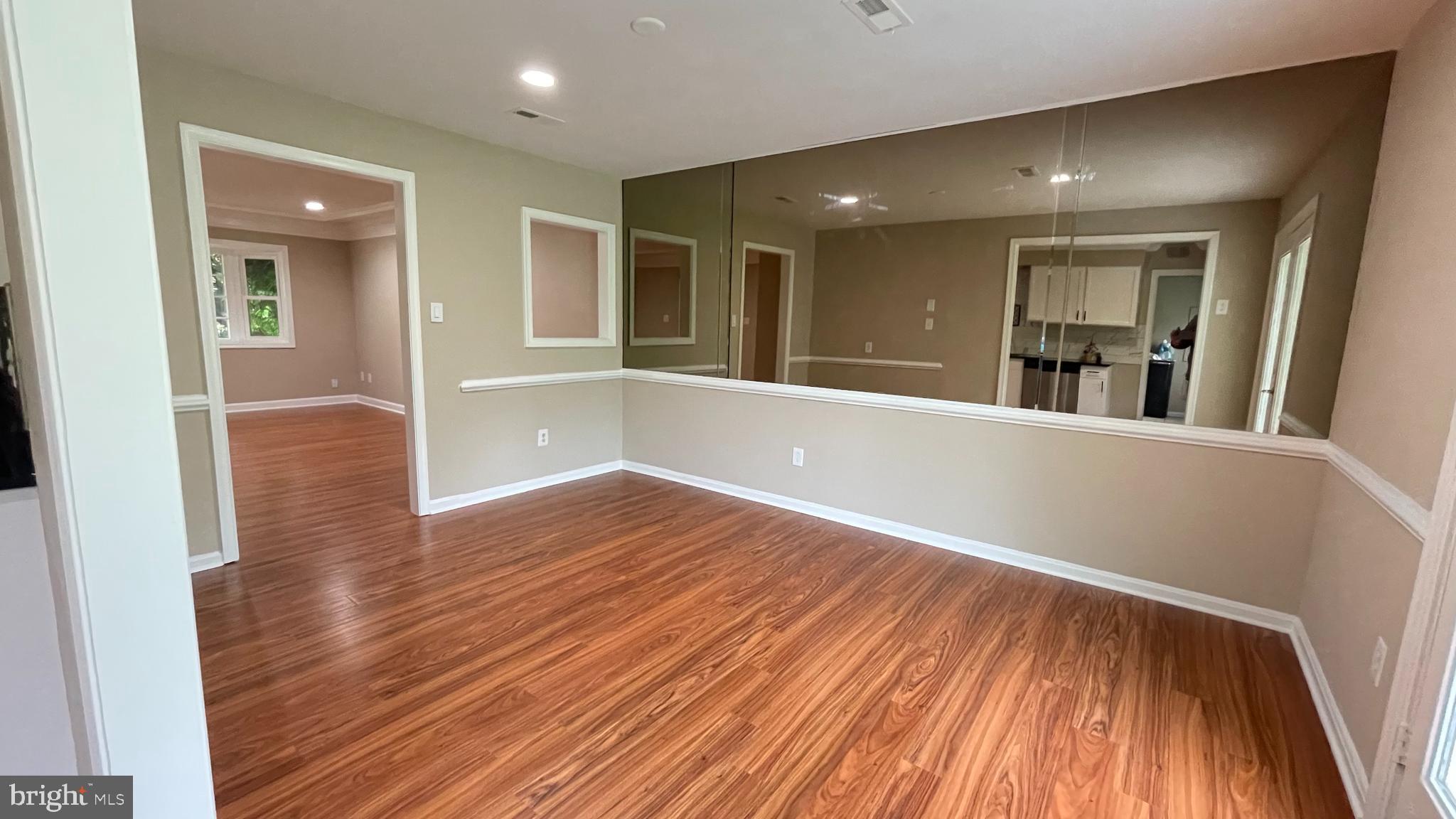 STERLING - Residential