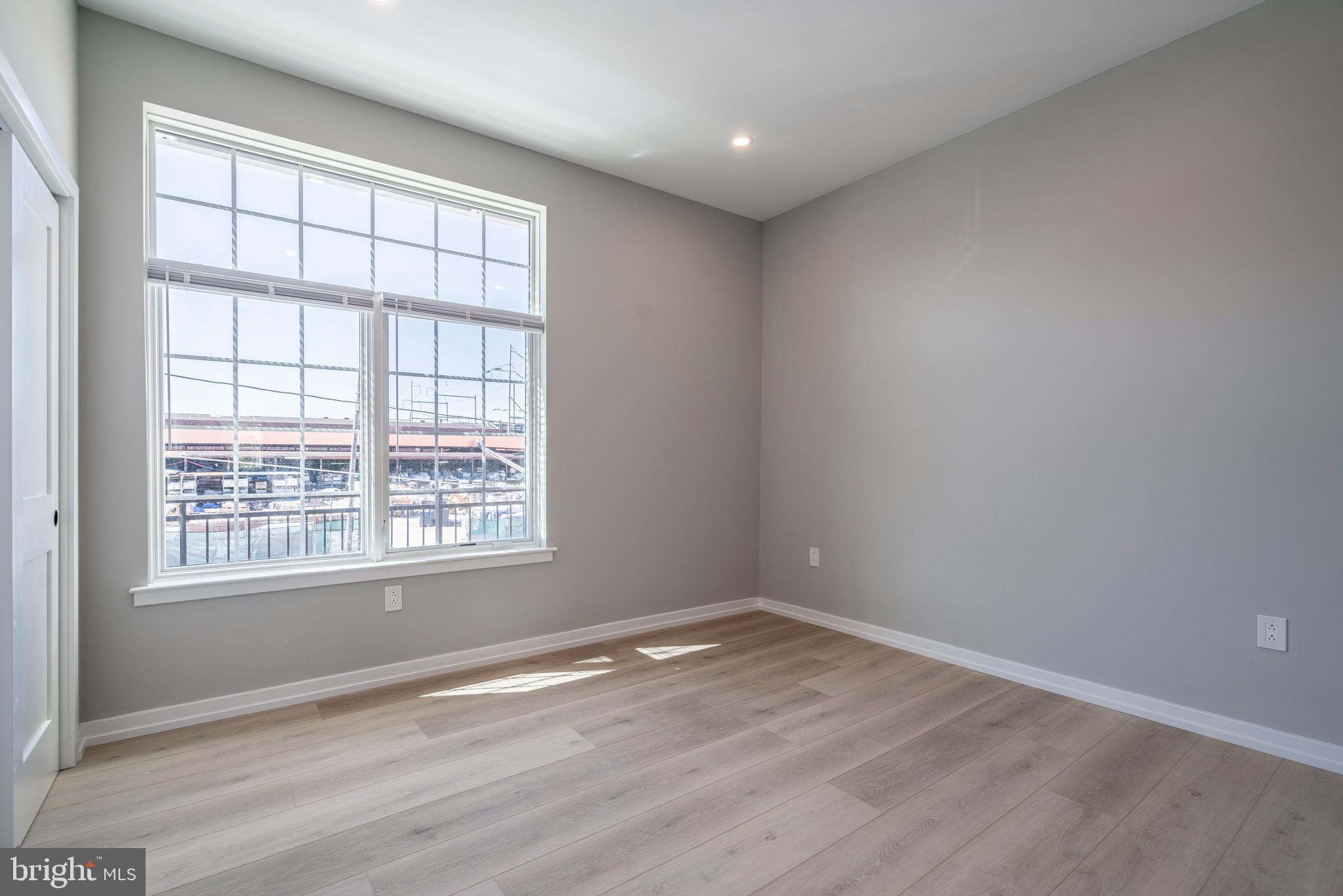 GRADUATE HOSPITAL - Residential Lease