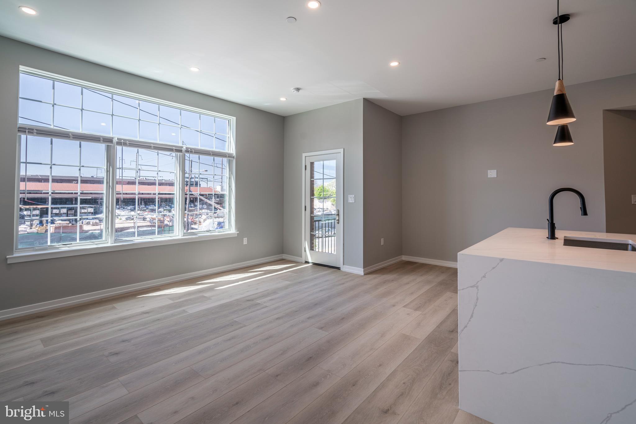 GRADUATE HOSPITAL - Residential Lease