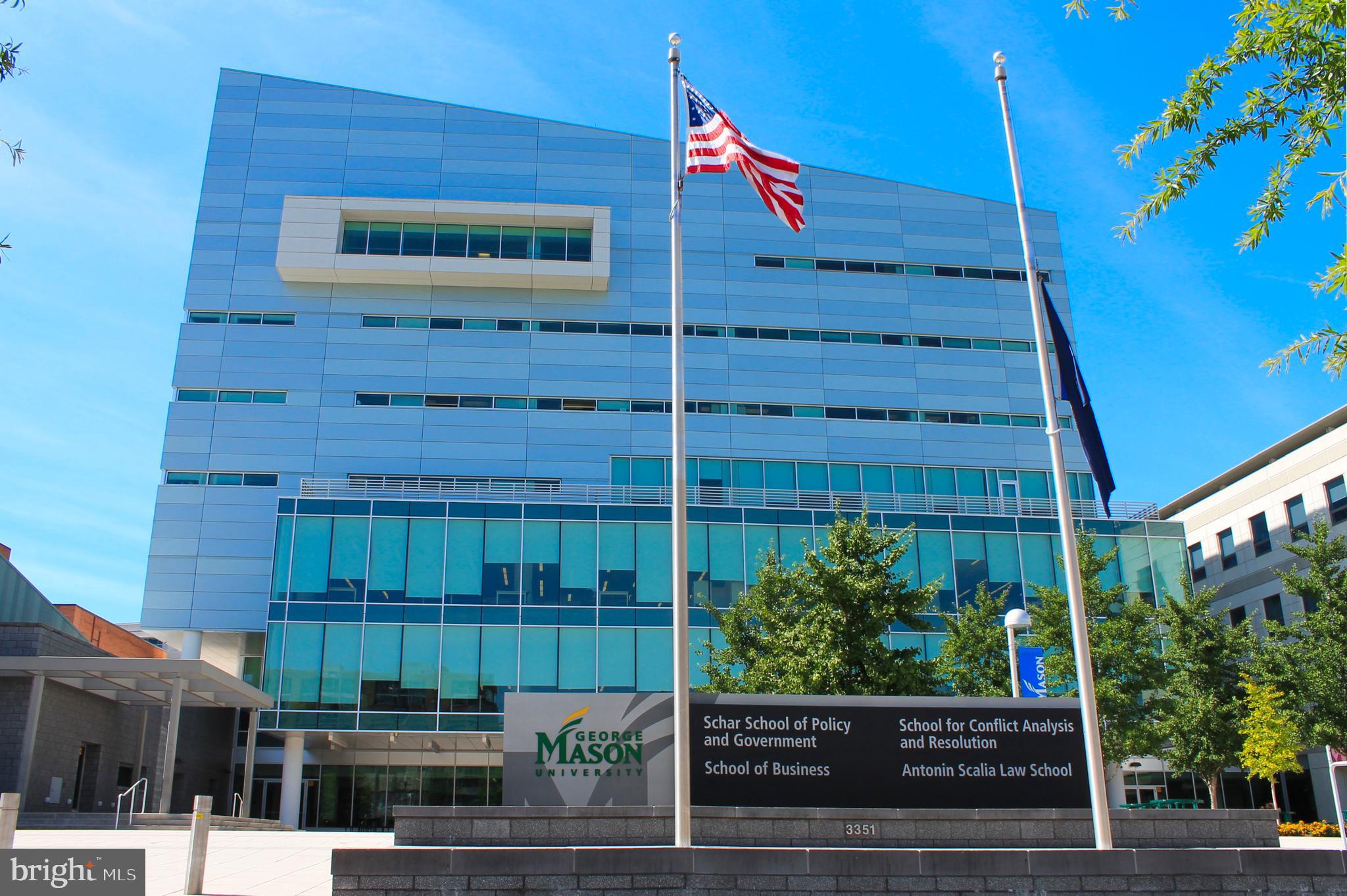 HYDE PARK - Residential